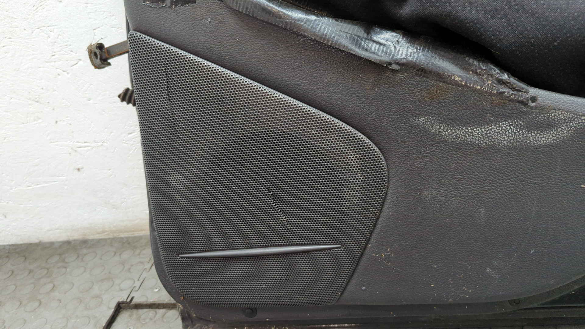 Дверь задняя правая