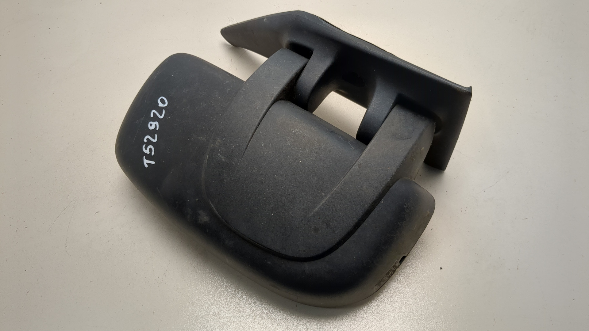 Зеркало правое электрическое