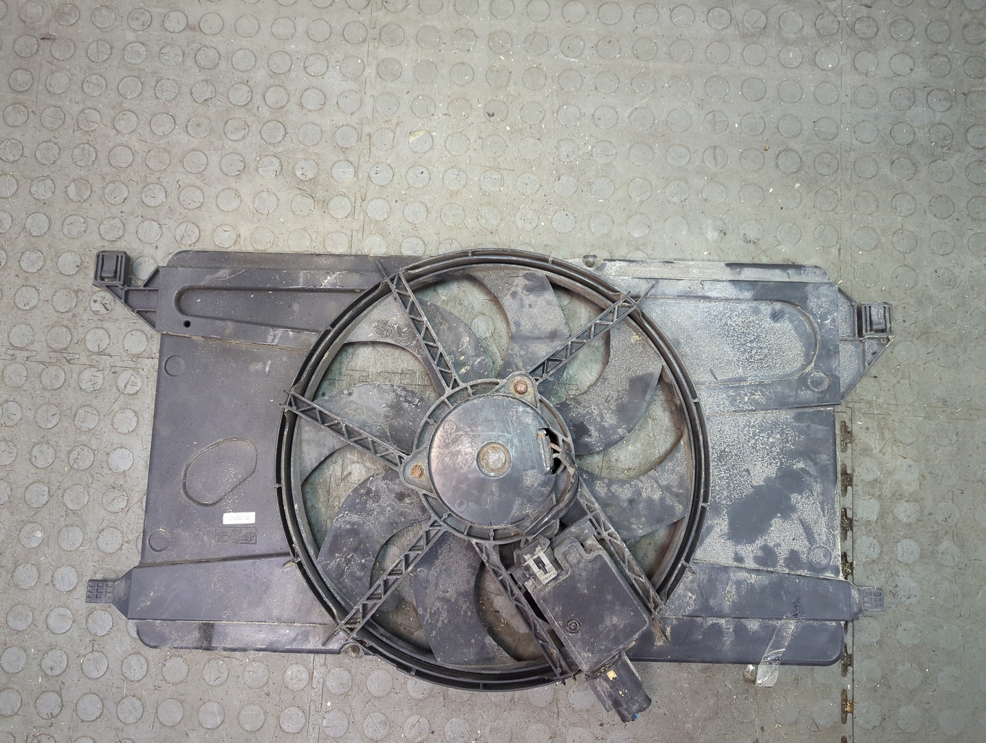 Вентилятор радиатора