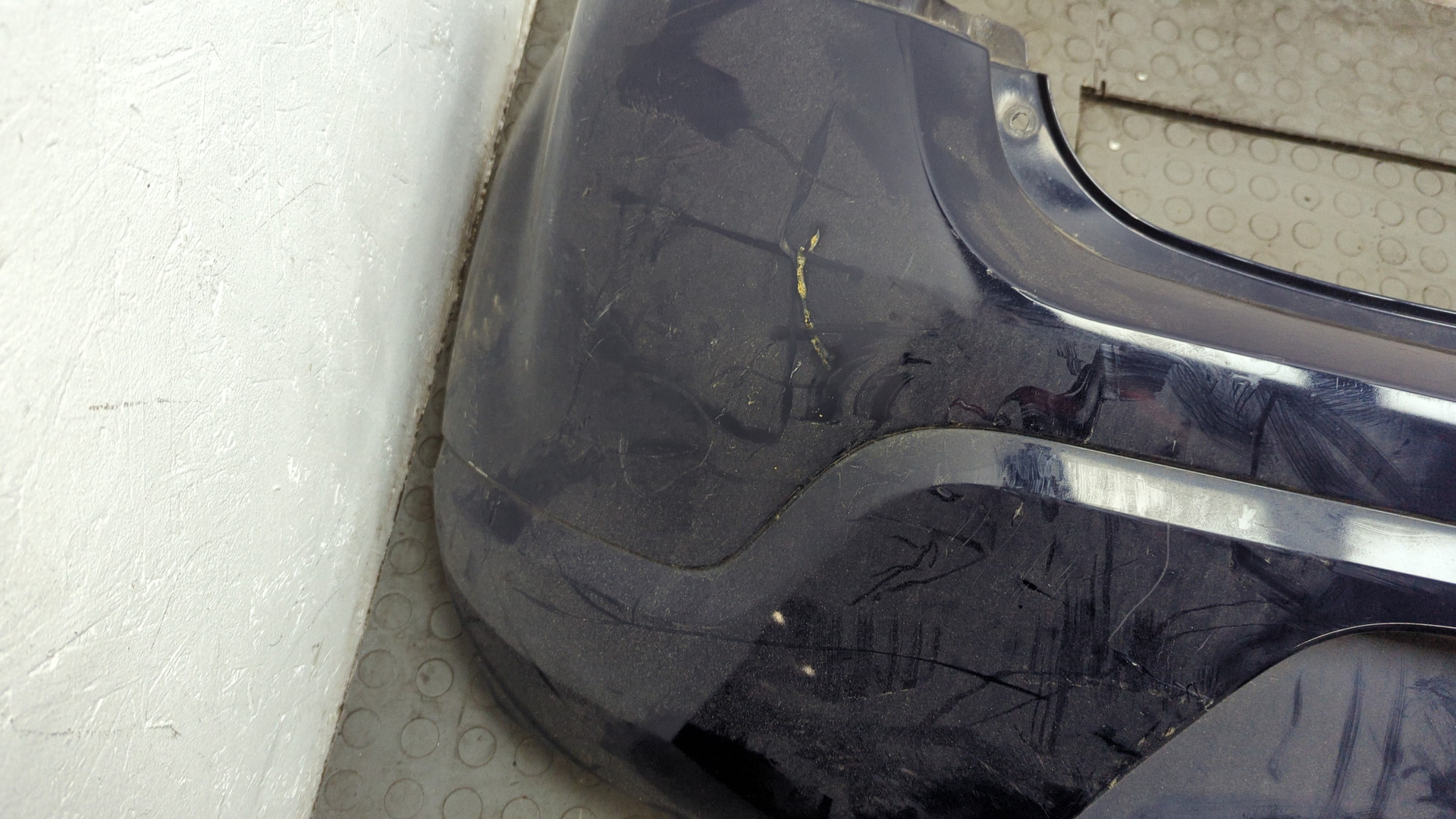 Бампер задний