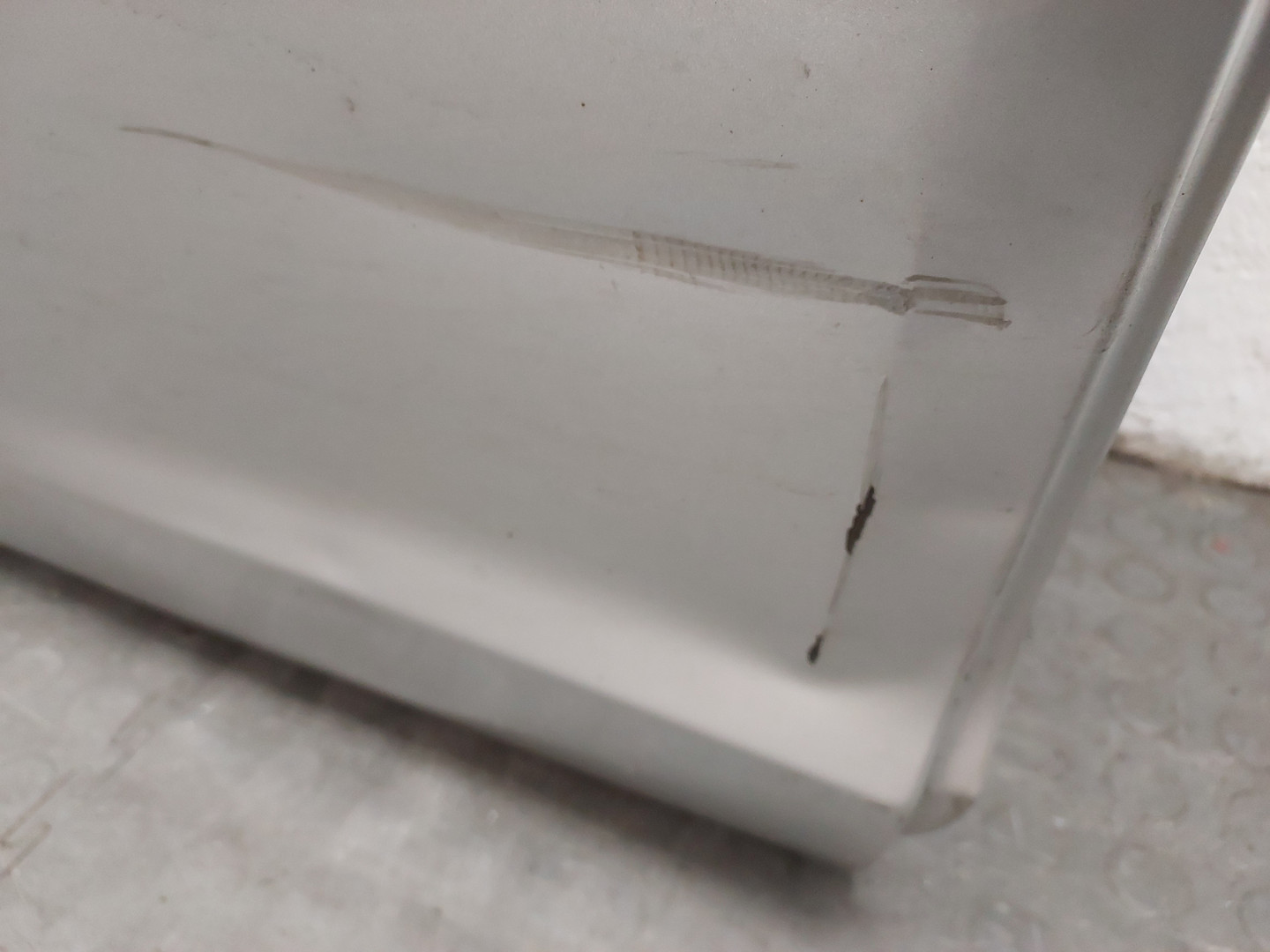 Дверь задняя правая