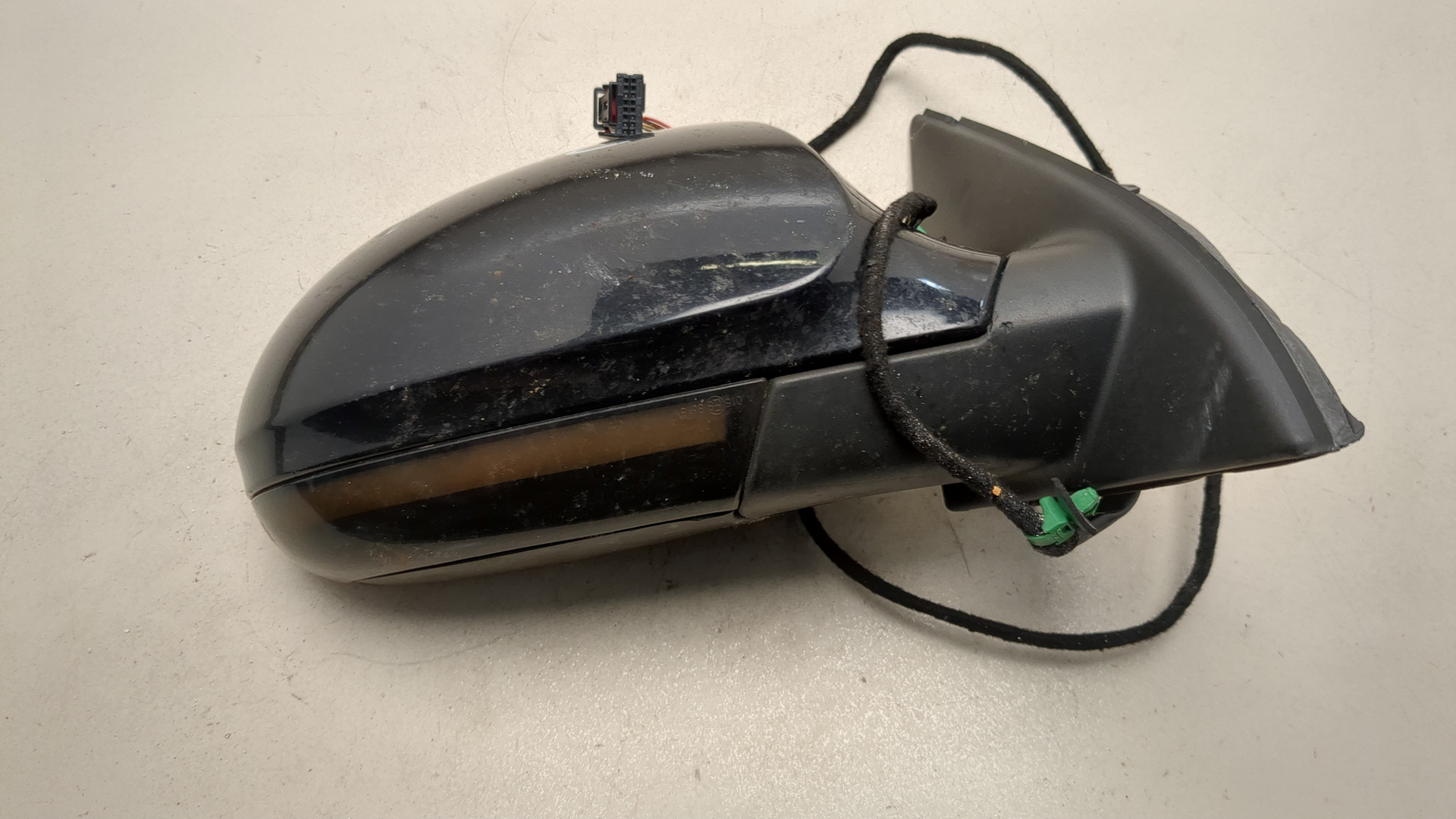 Зеркало правое электрическое