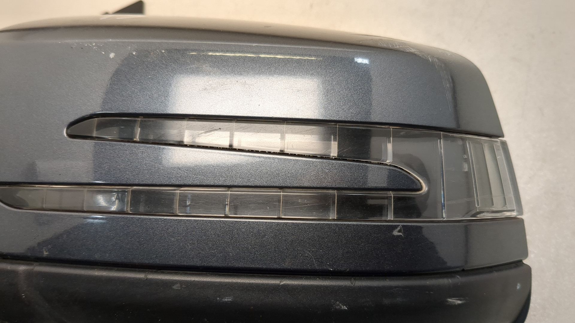 Зеркало левое электрическое