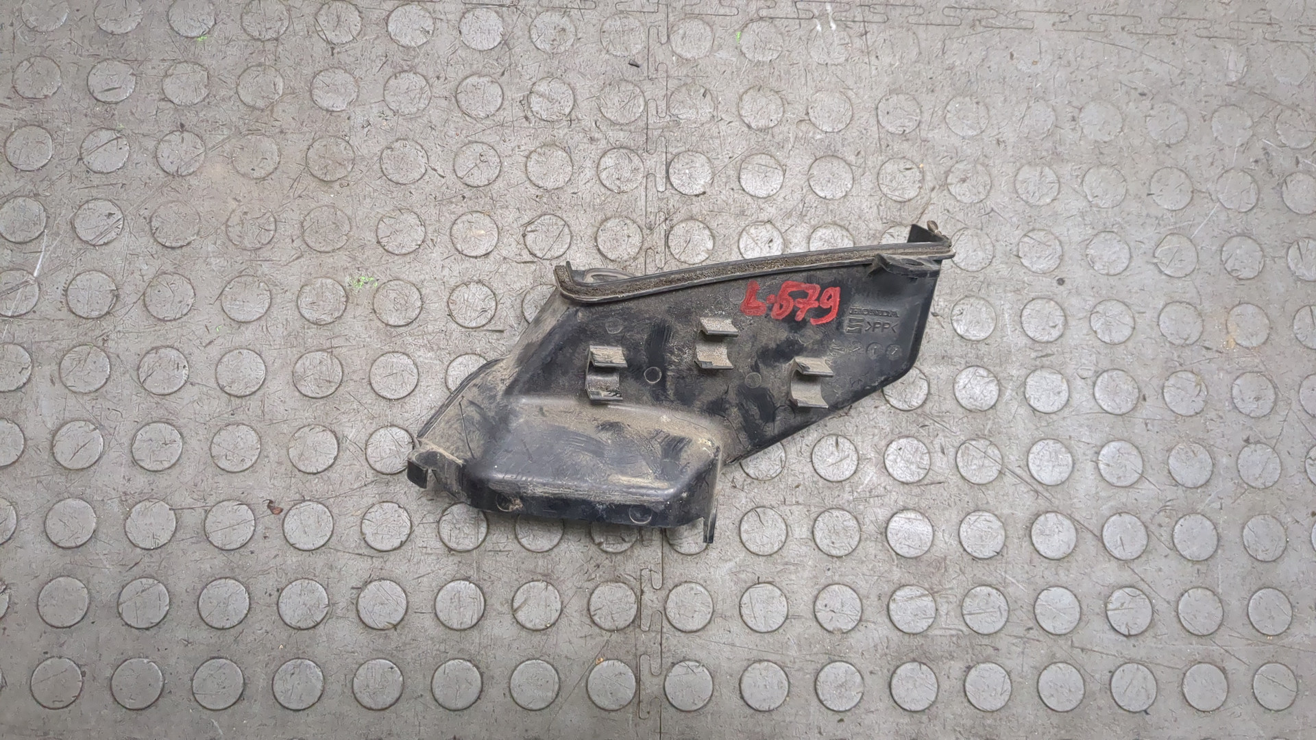 Воздухозаборник (внутри)