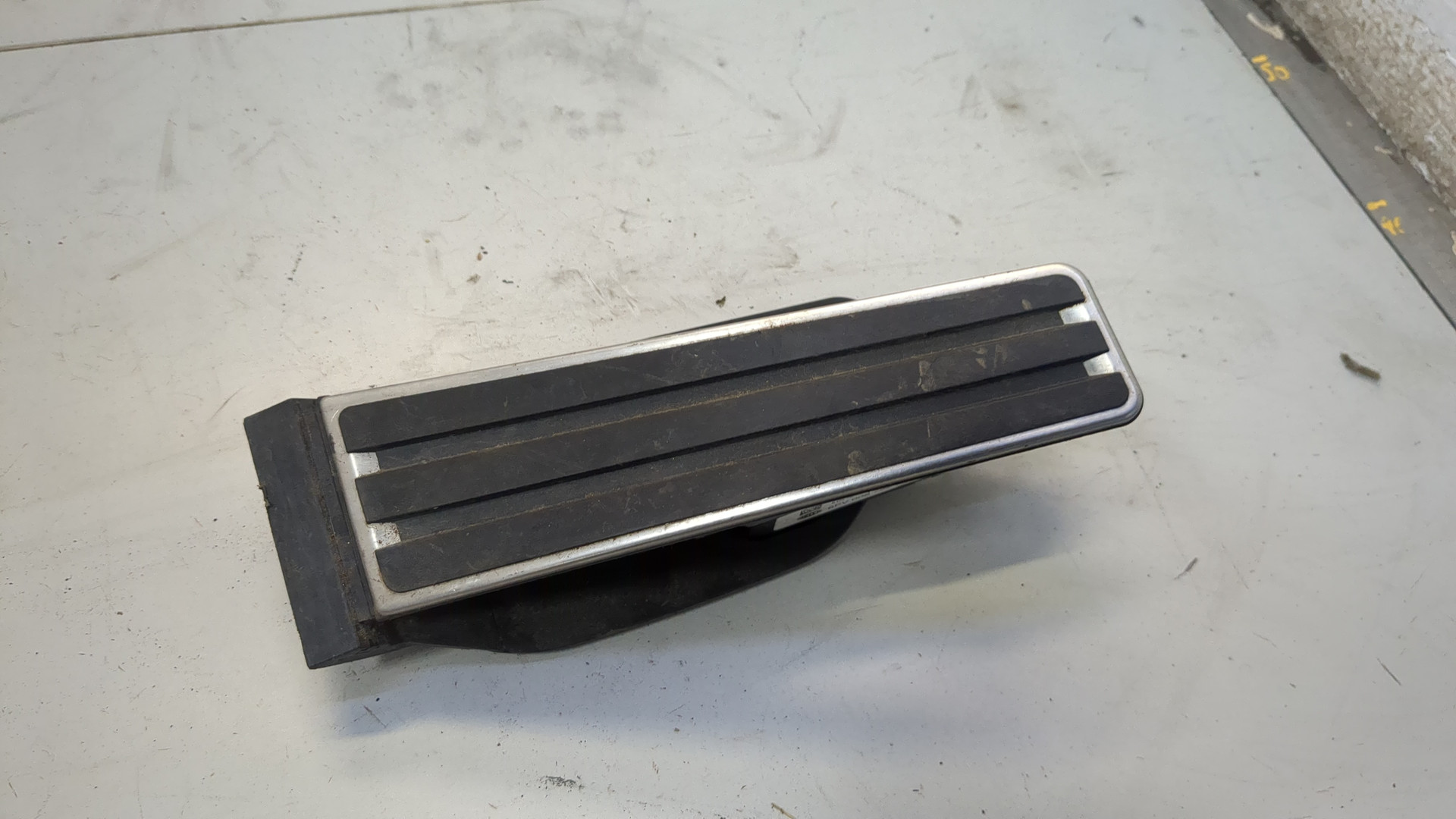 Педаль газа