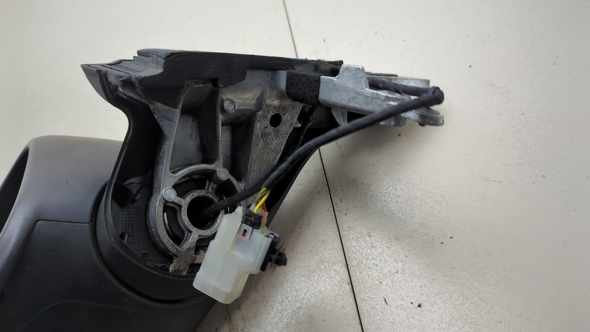 Зеркало левое электрическое