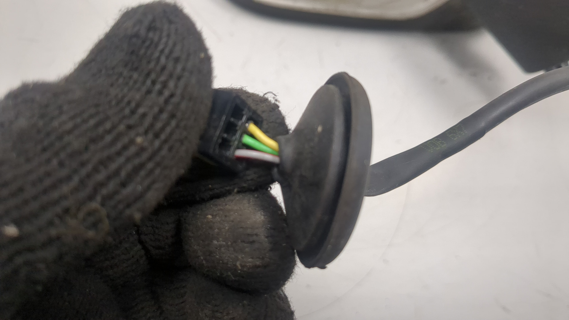 Зеркало правое электрическое