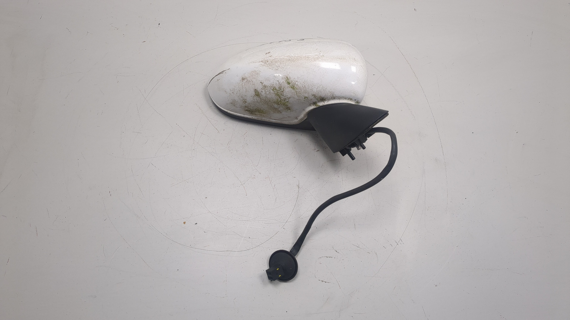 Зеркало правое электрическое