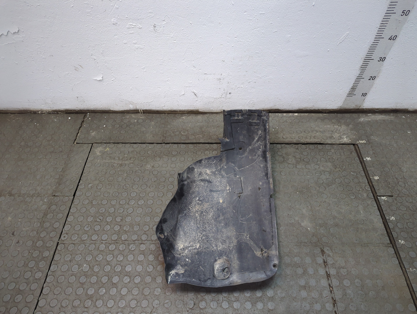 Локер передний левый