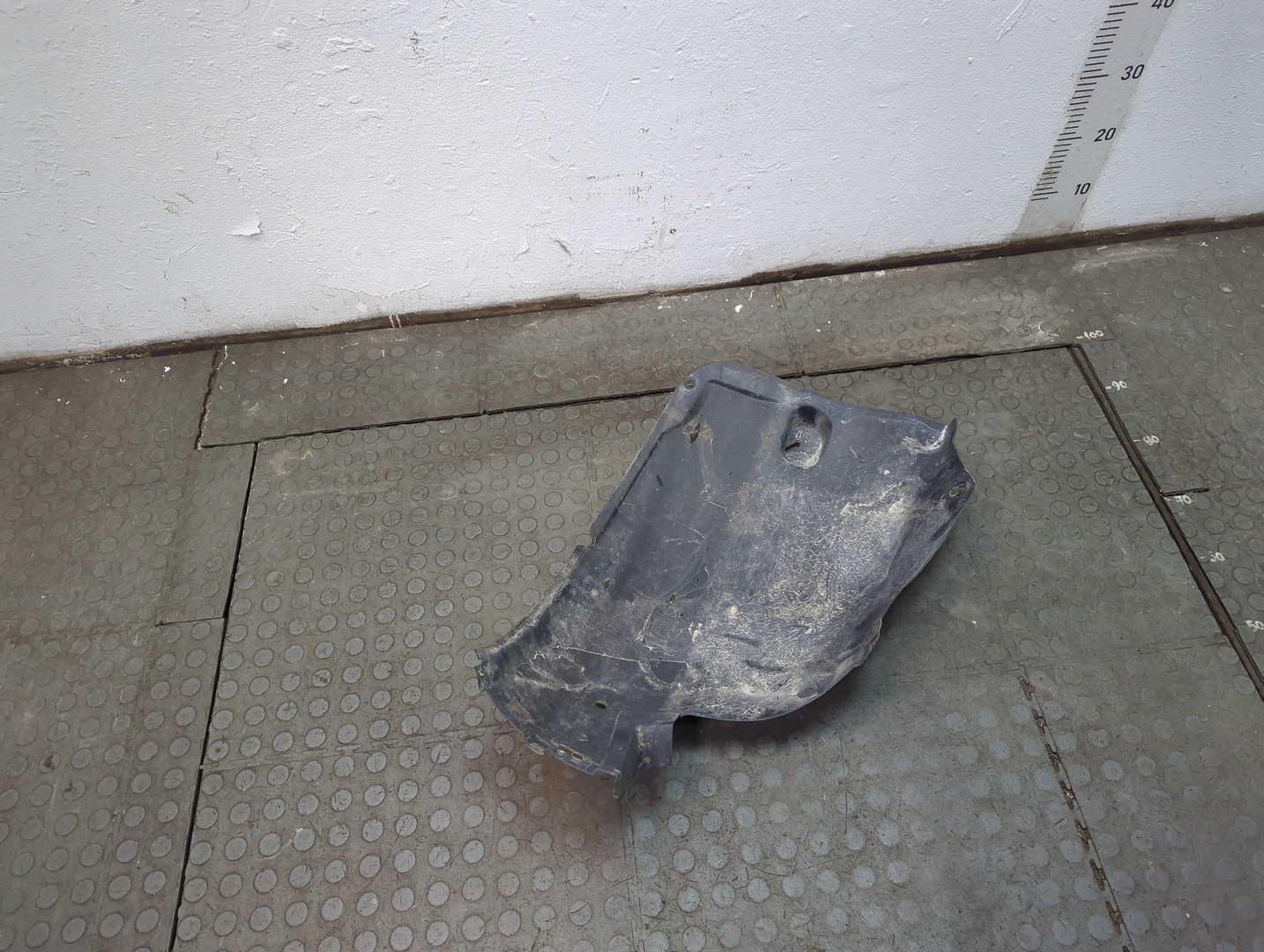 Локер передний левый