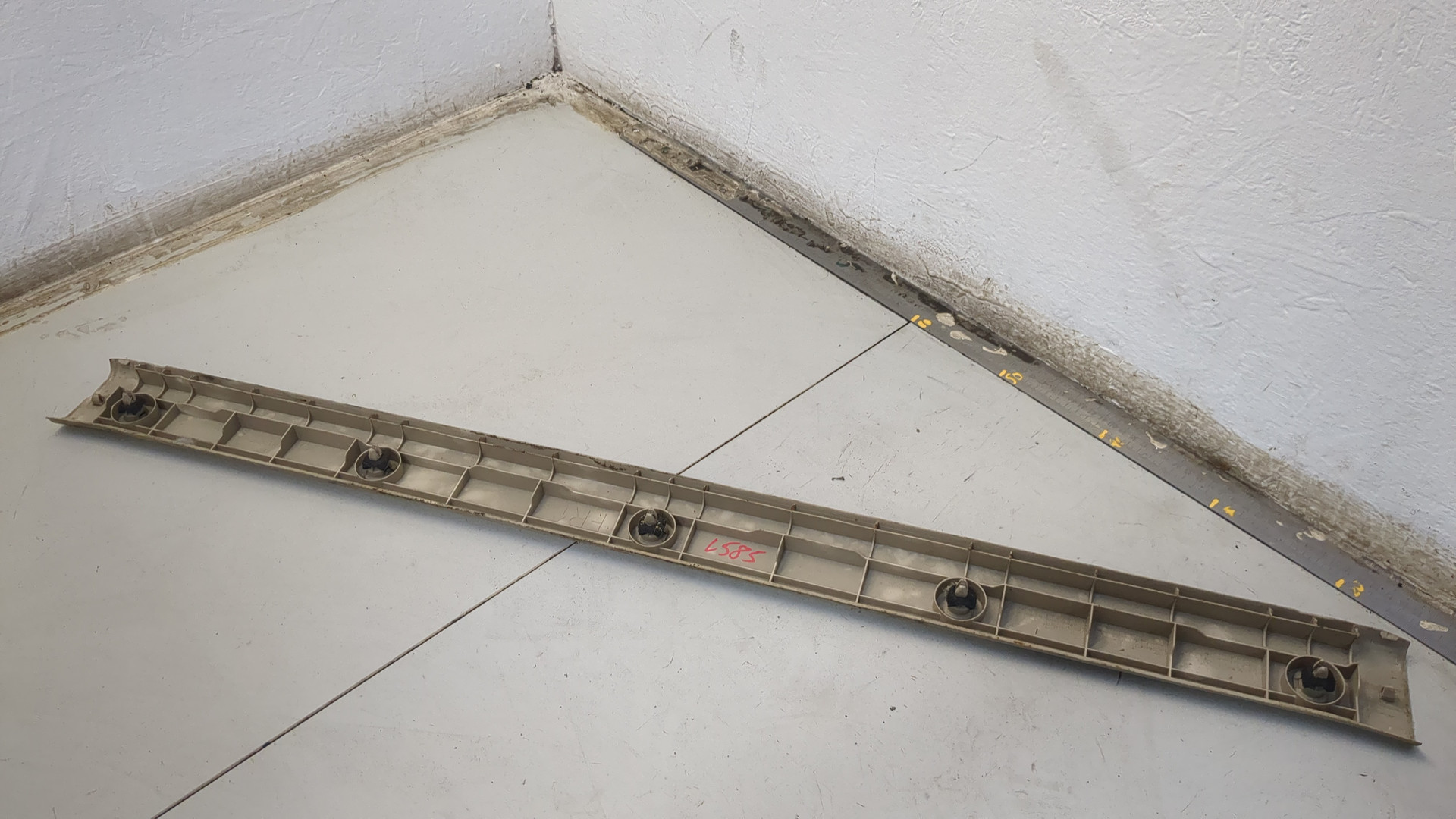 Обшивка багажника