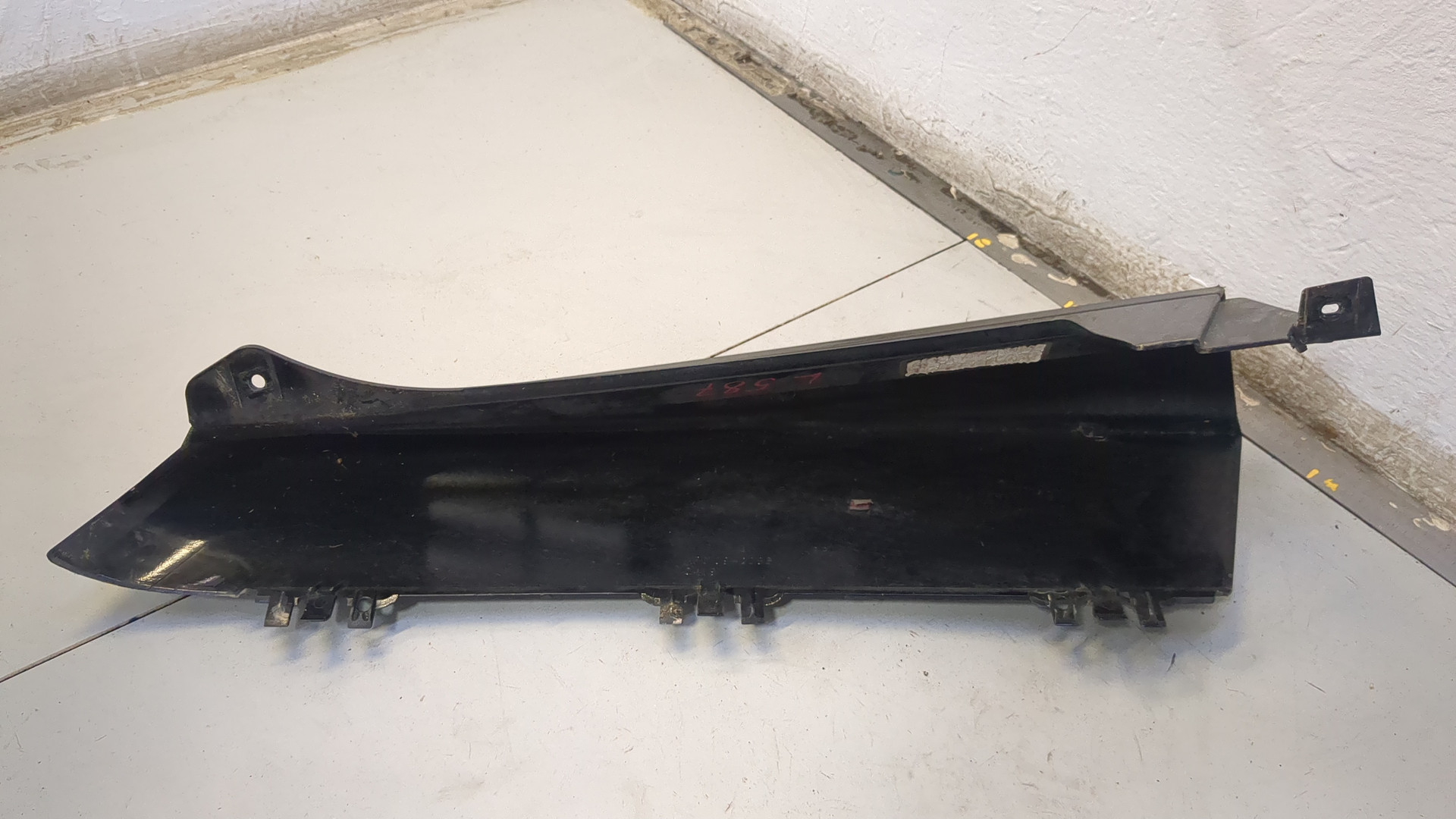 Накладка (кузов наружные)