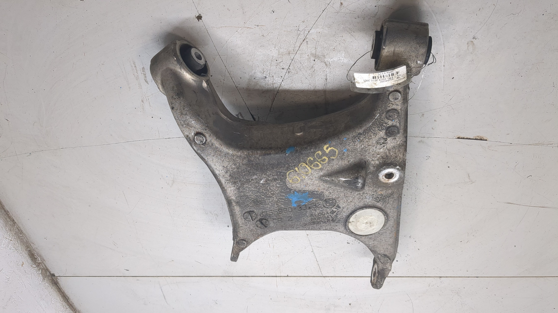 Рычаг задний правый