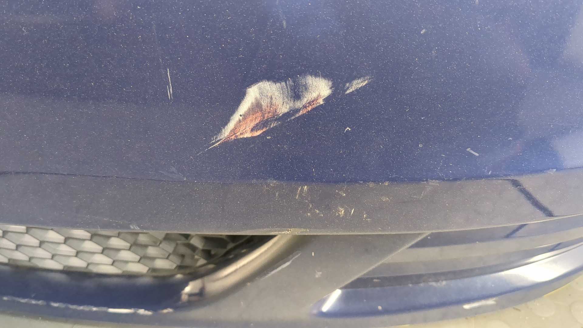 Бампер передний