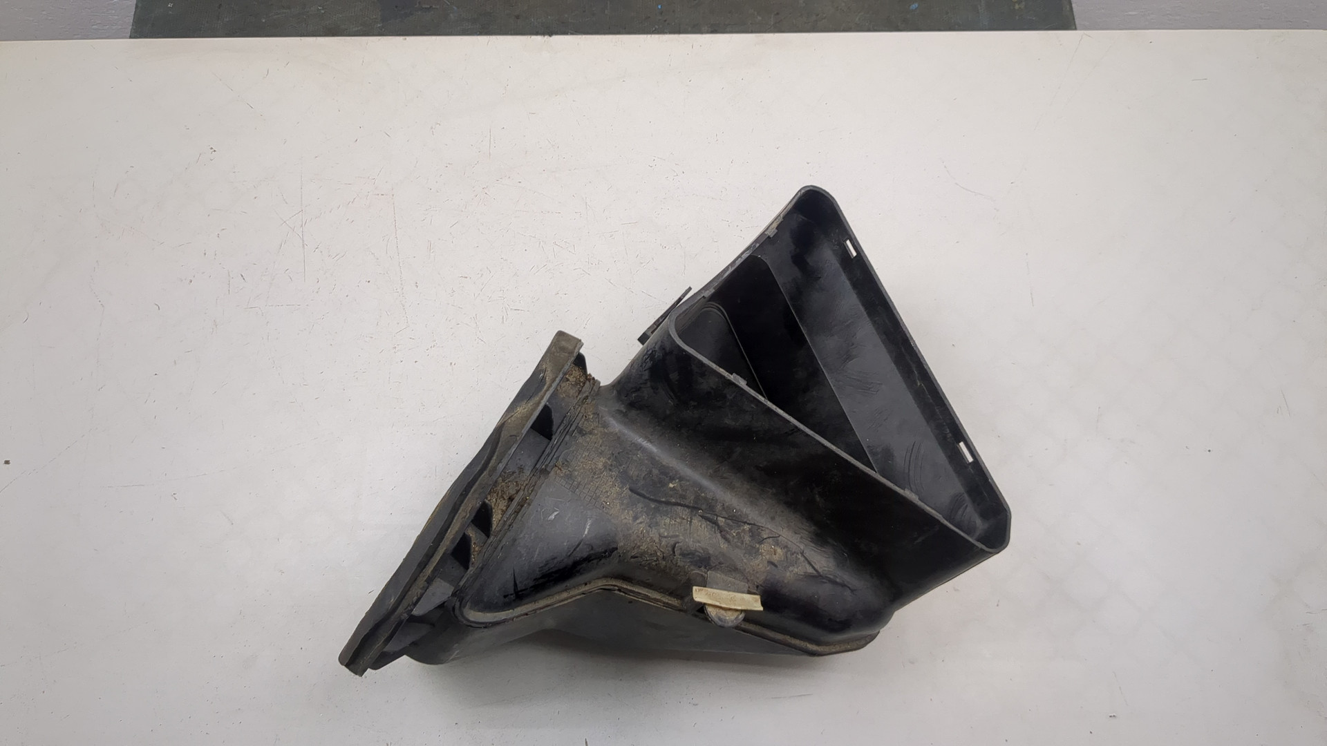 Воздухозаборник (внутри)