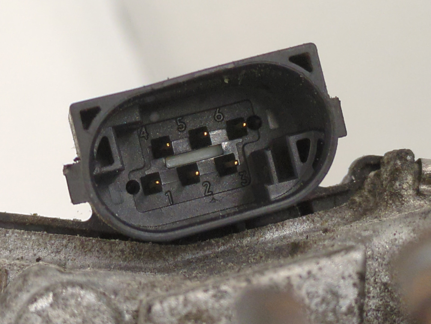 Заслонка дроссельная электрическая