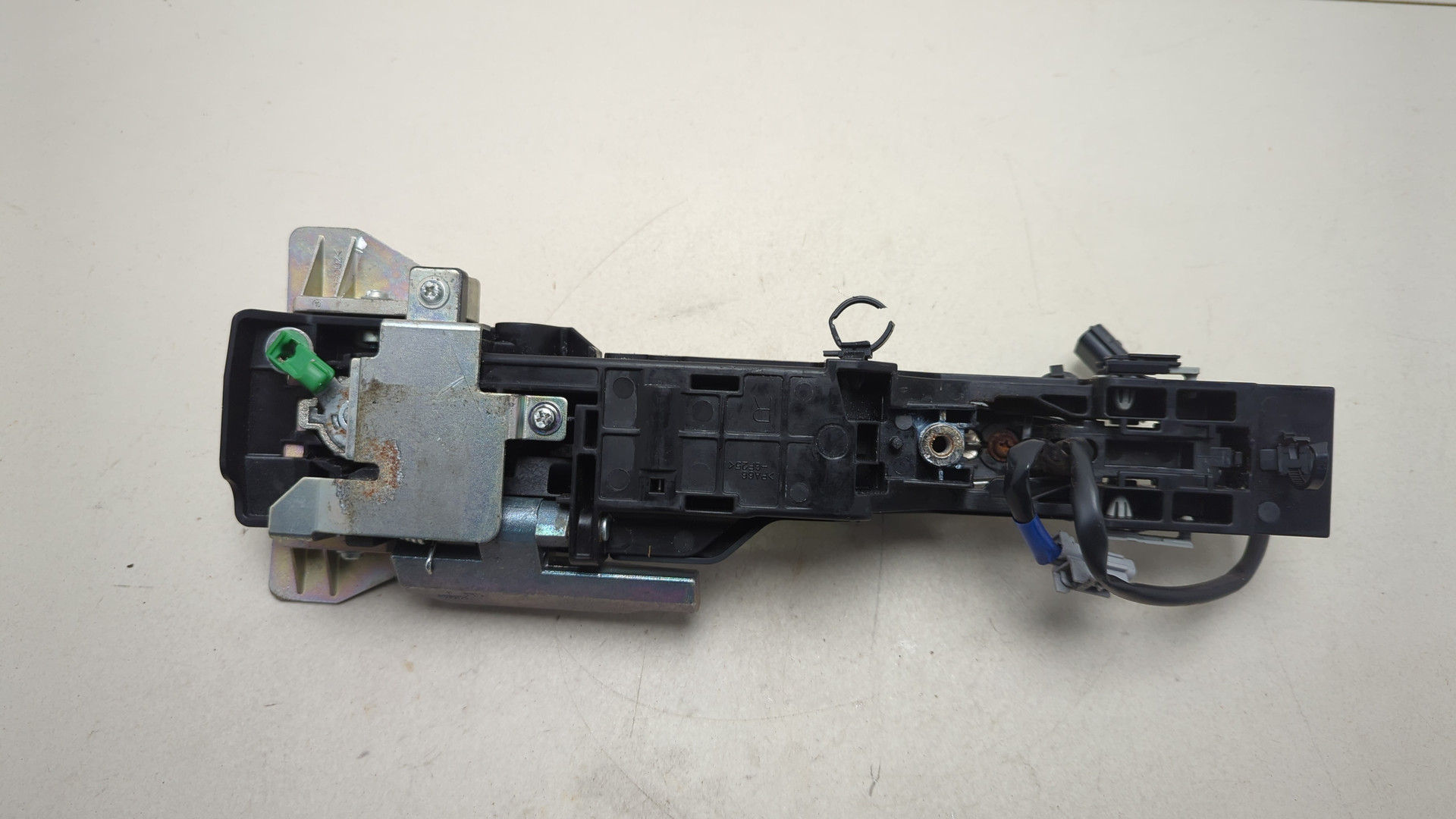 Ручка двери наружная