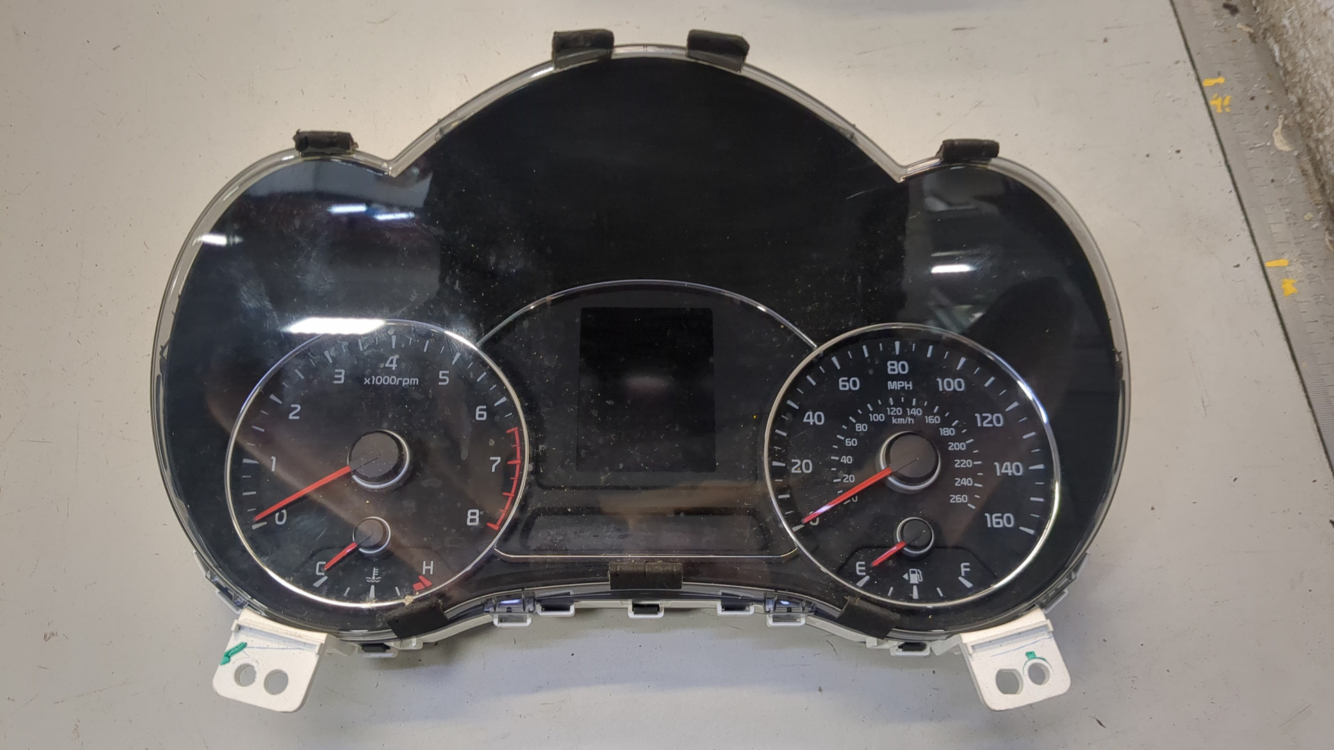 Панель приборов