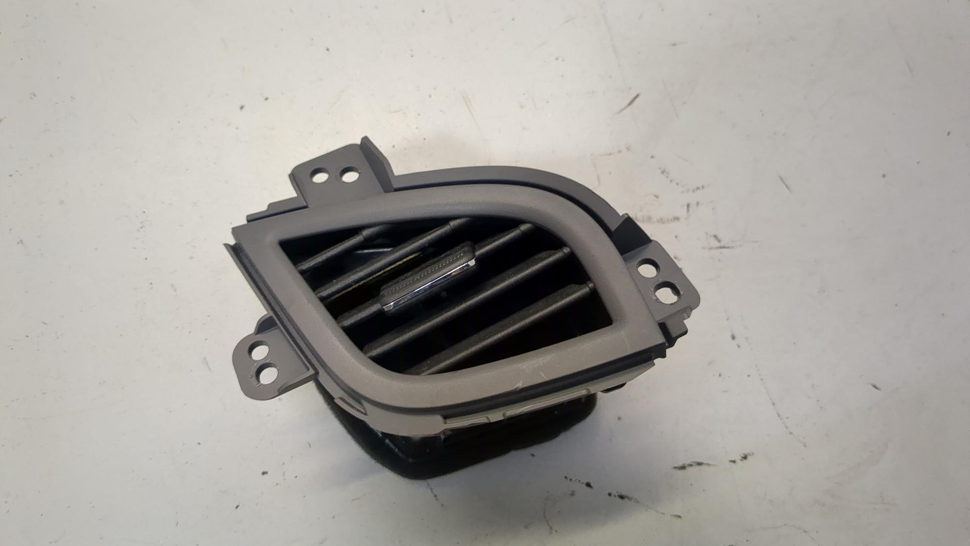 Дефлектор воздушный