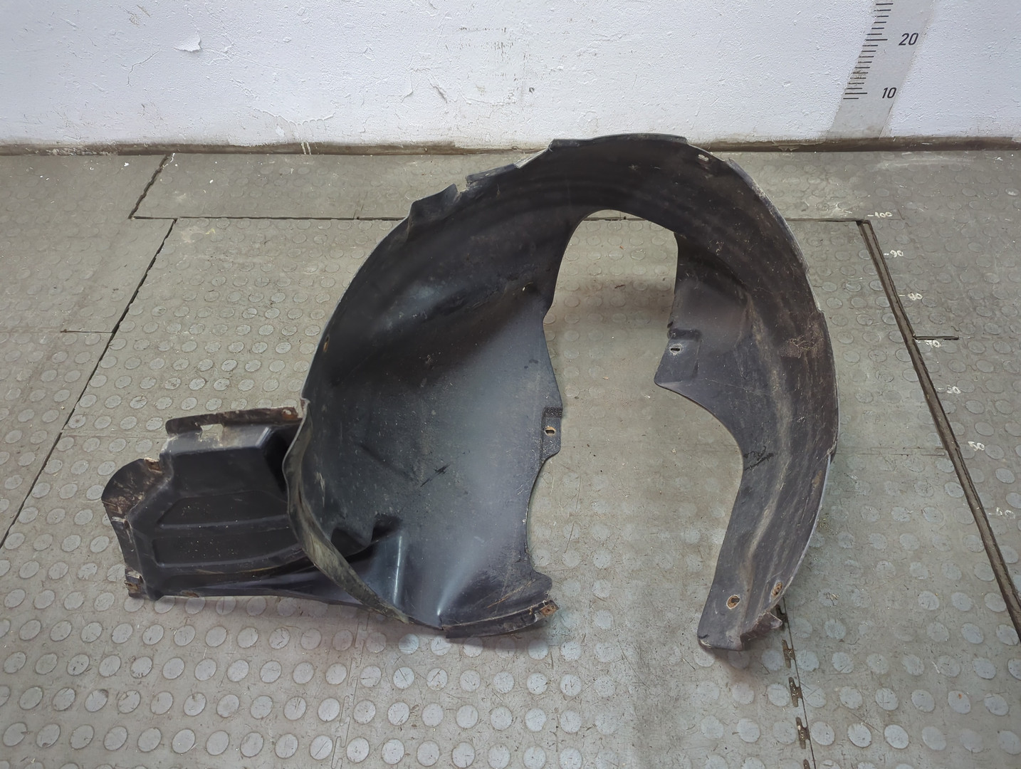 Локер передний правый