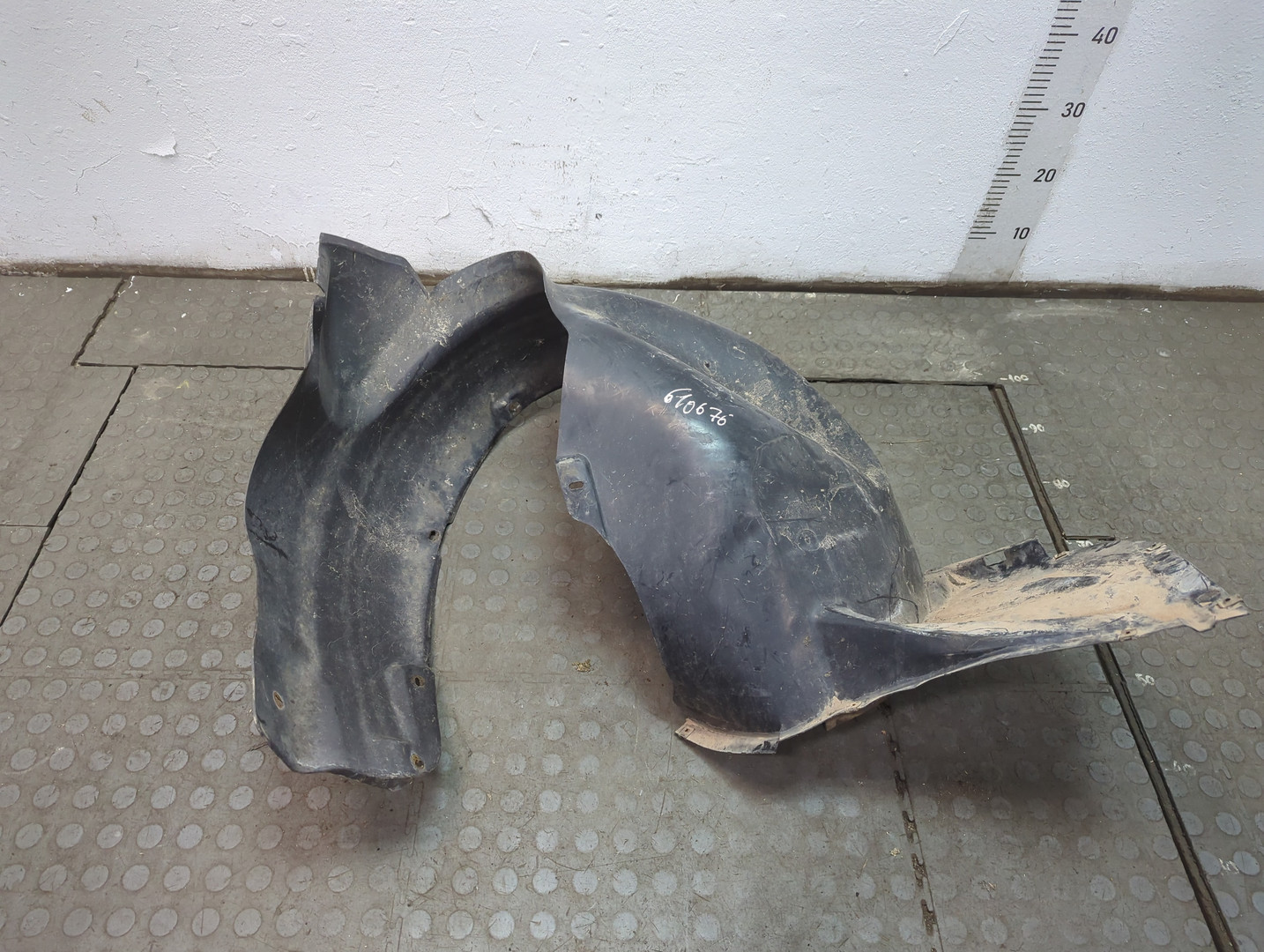 Локер передний правый