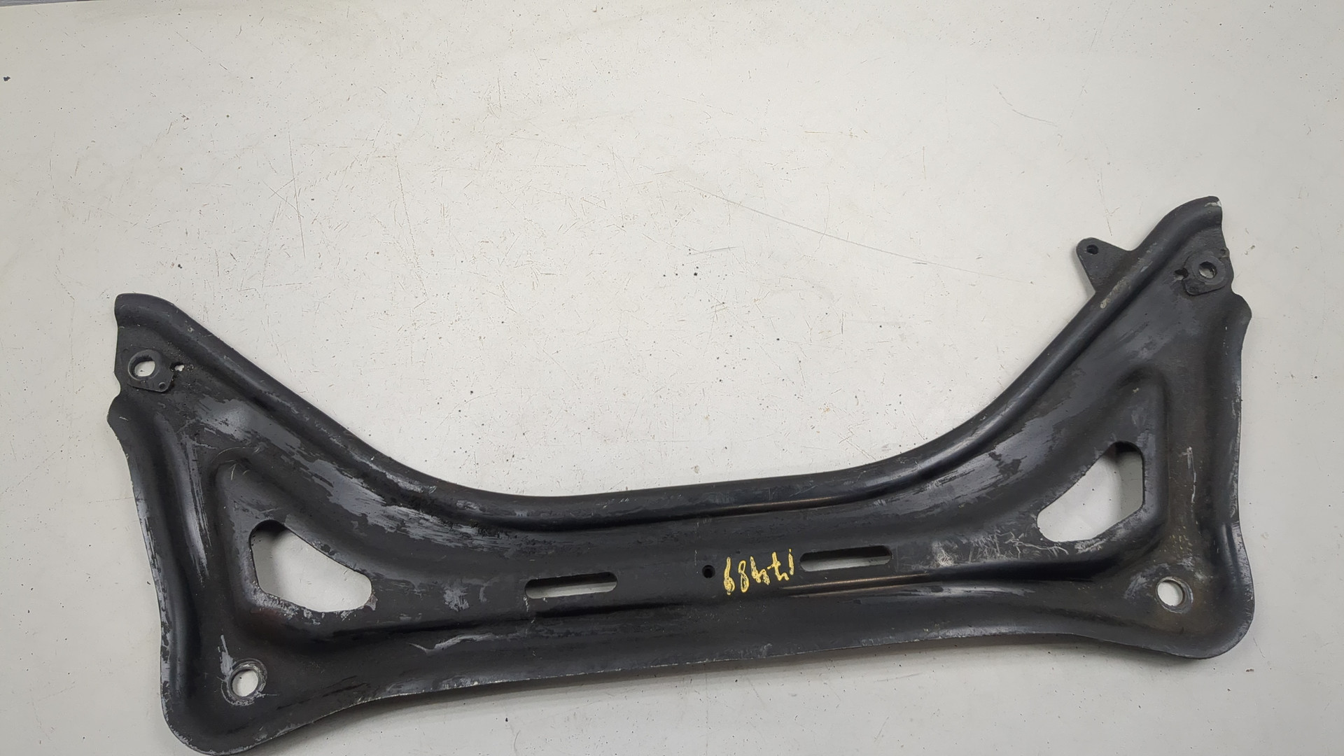 Балка подрадиаторная