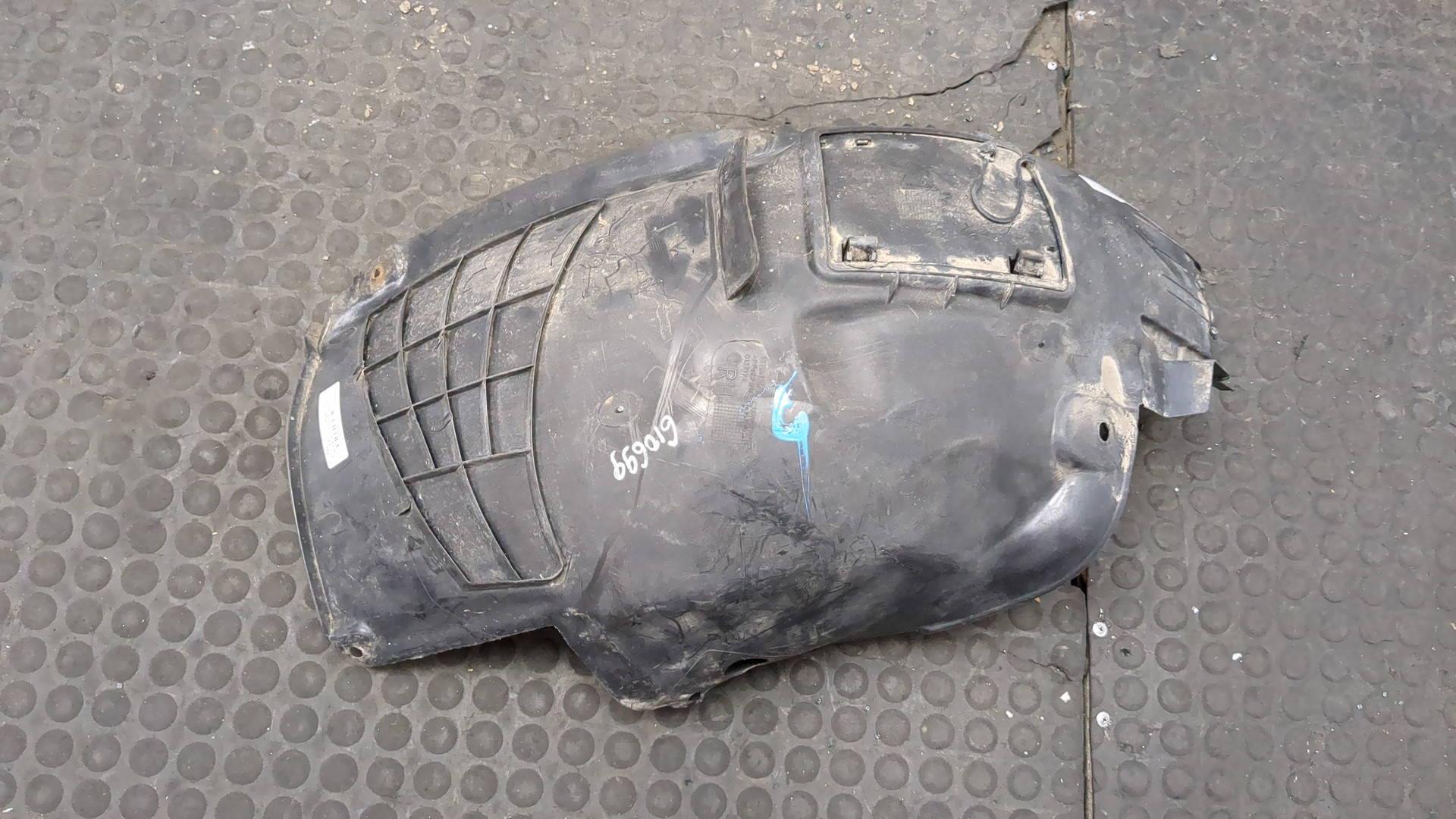 Локер передний левый