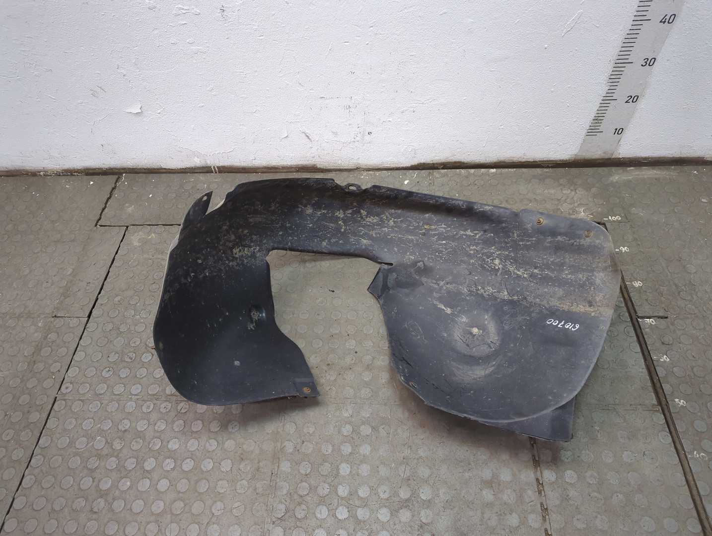 Локер передний левый