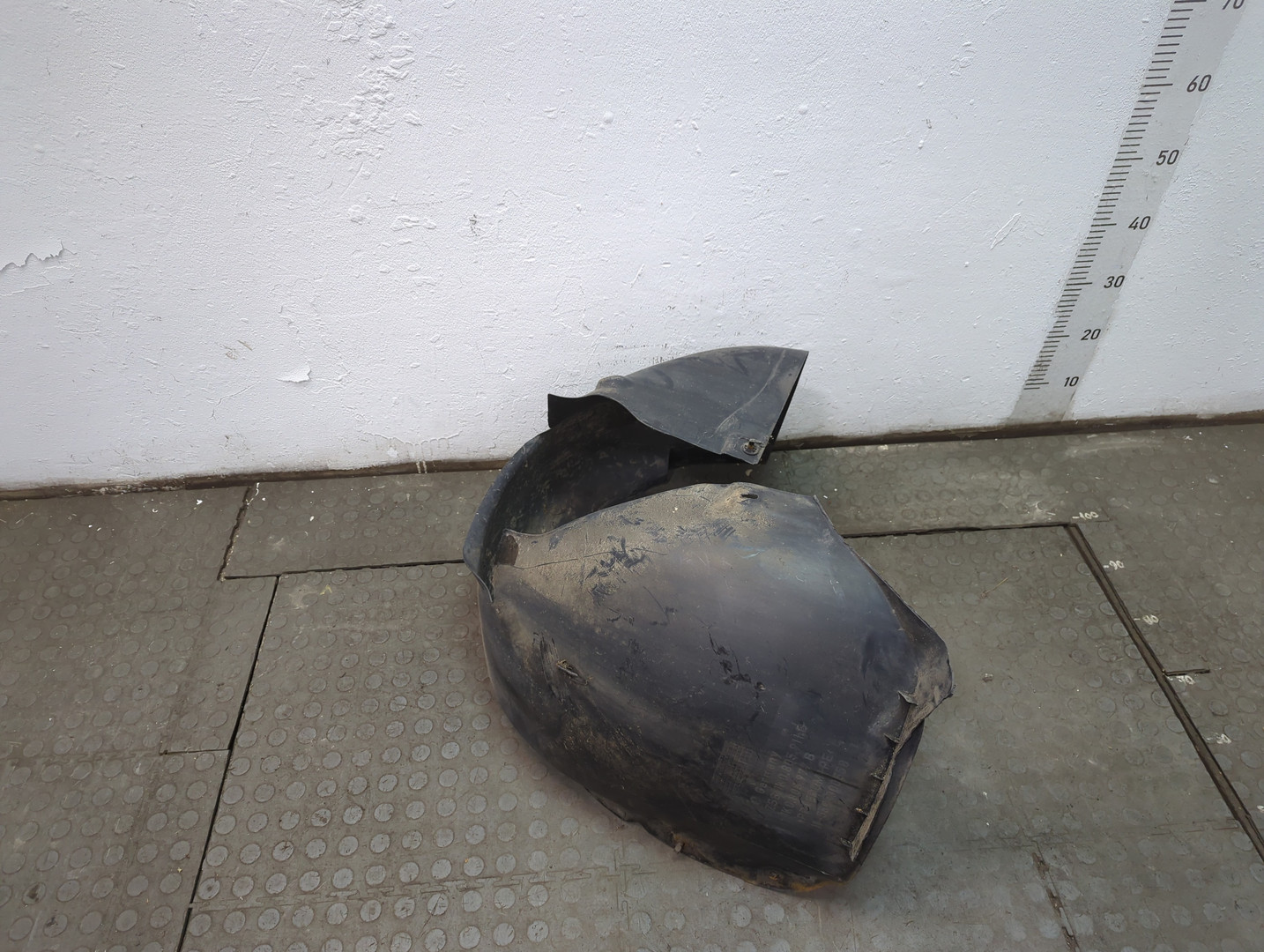 Локер передний левый