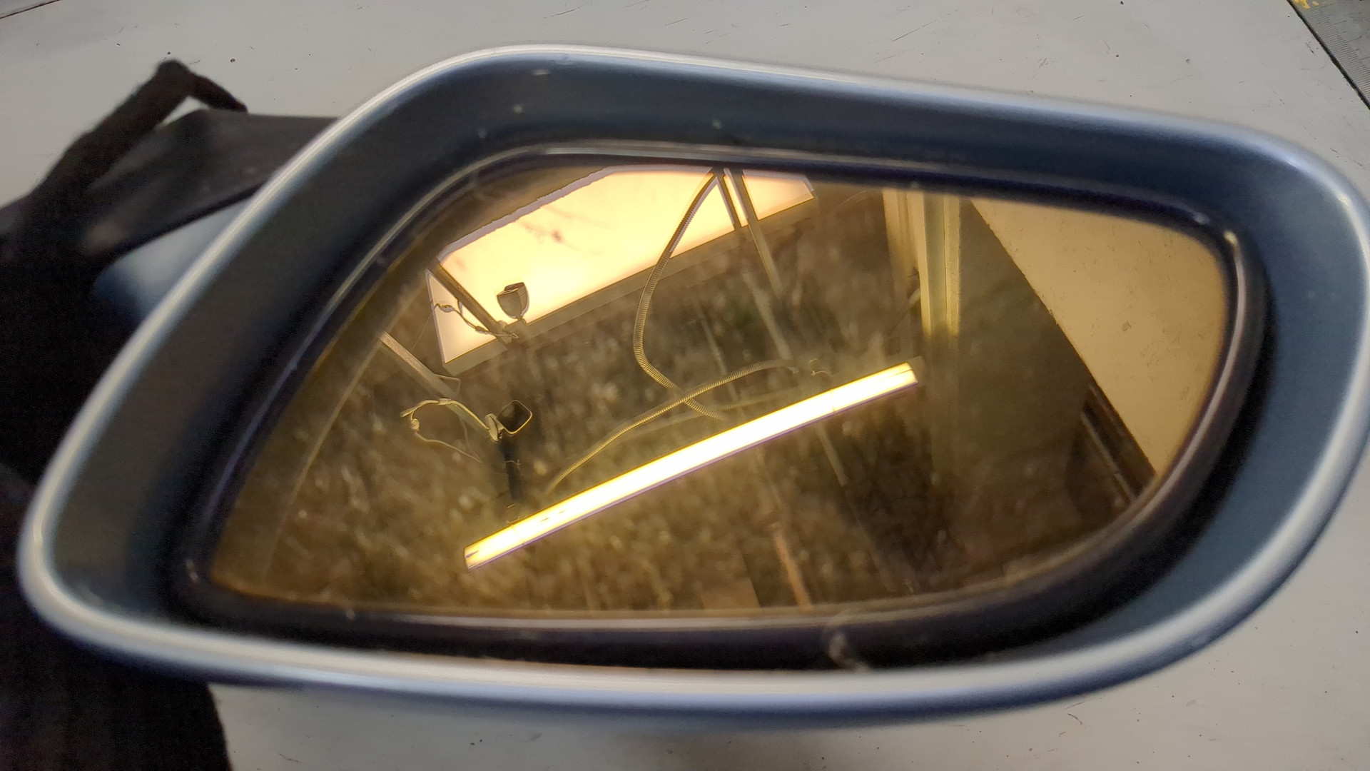 Зеркало левое электрическое