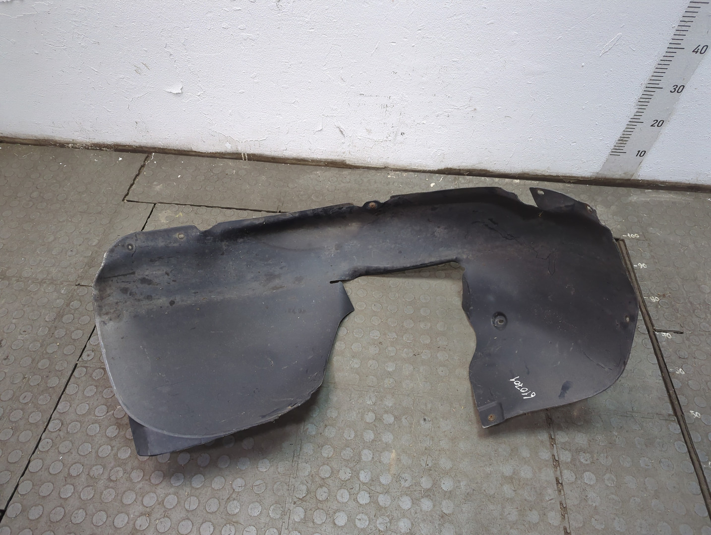 Локер передний левый