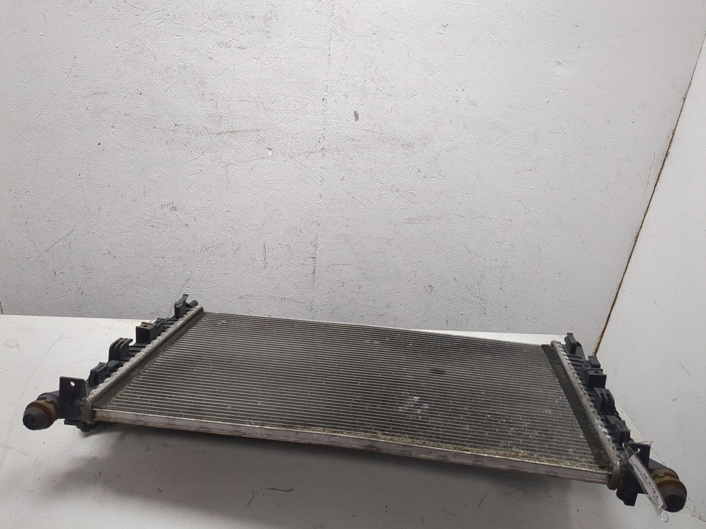 Радиатор охлаждения двигателя основной