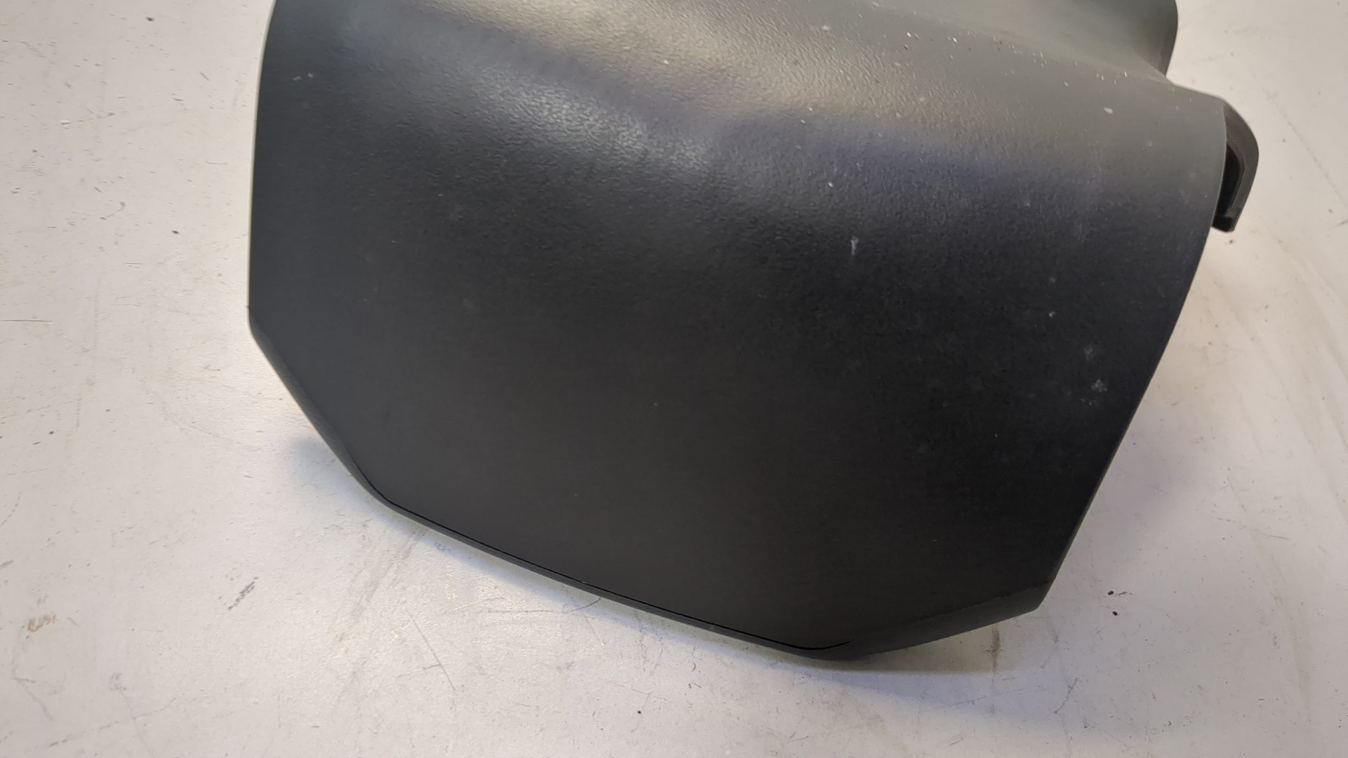 Подушка безопасности в рулевое колесо