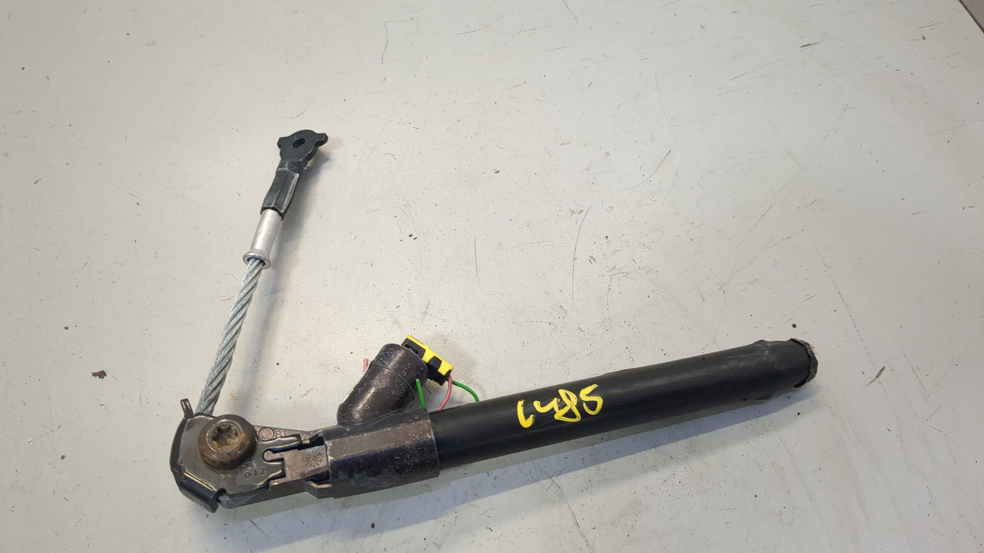 Преднатяжитель ремня безопасности