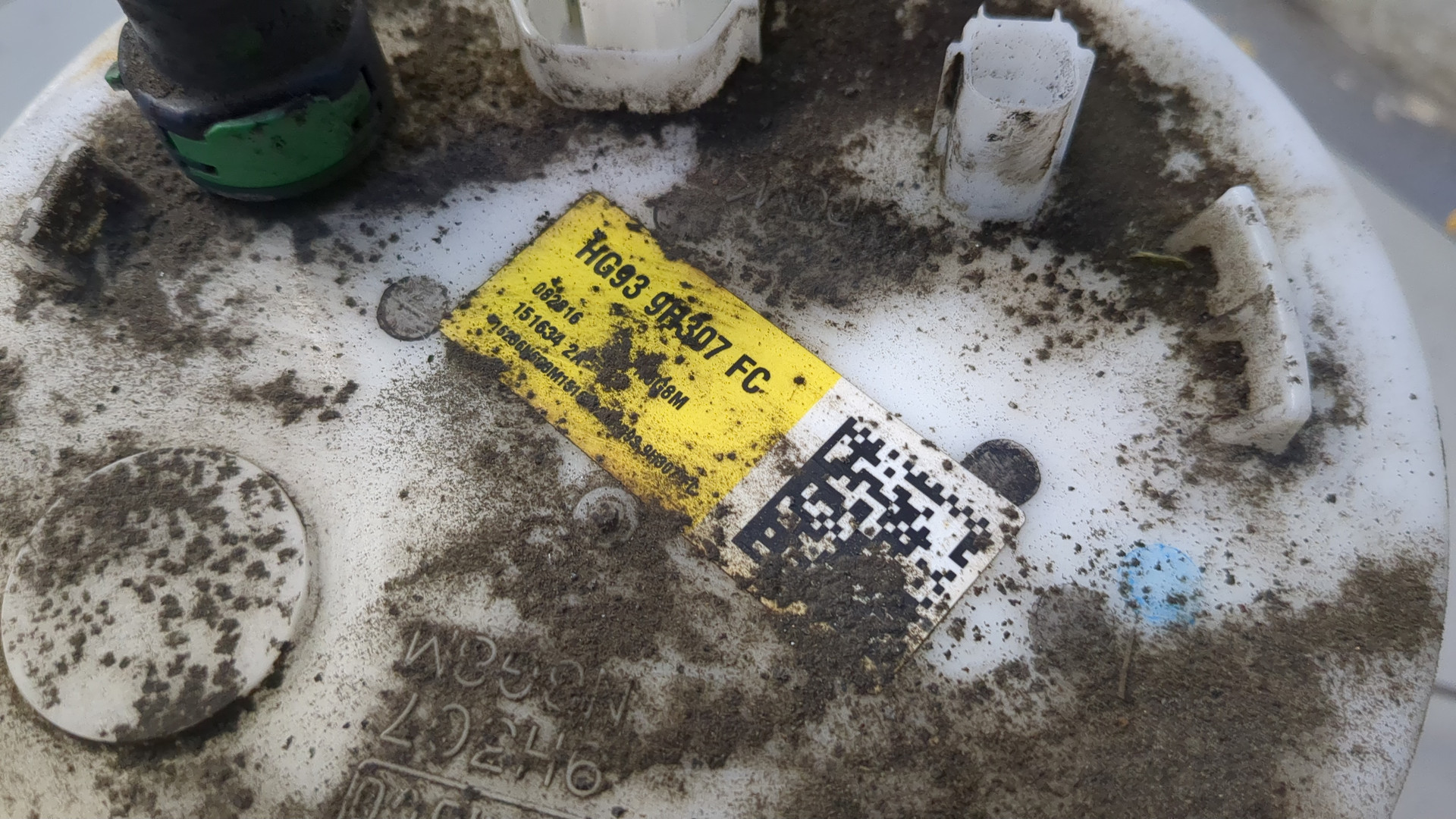 Насос топливный электрический