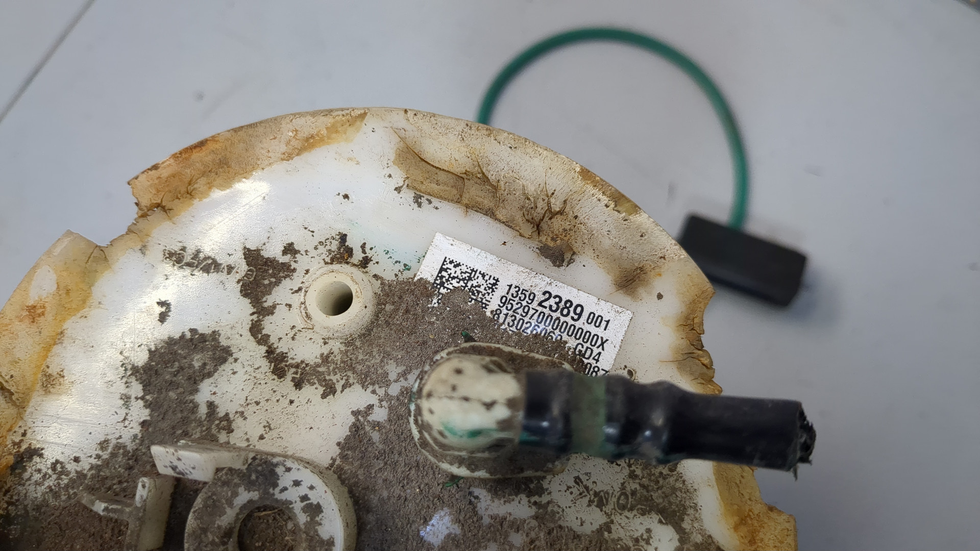 Насос топливный электрический