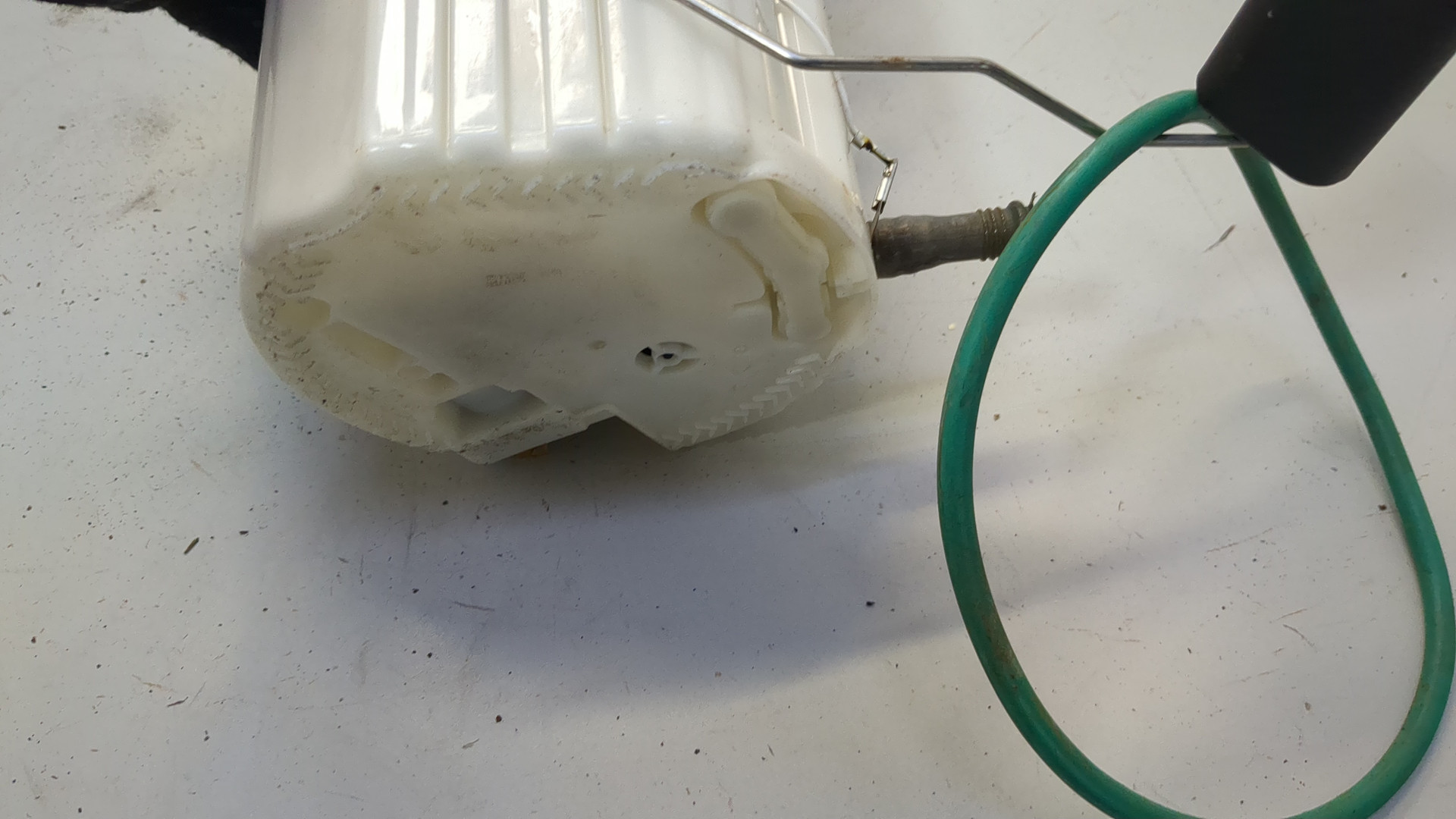 Насос топливный электрический