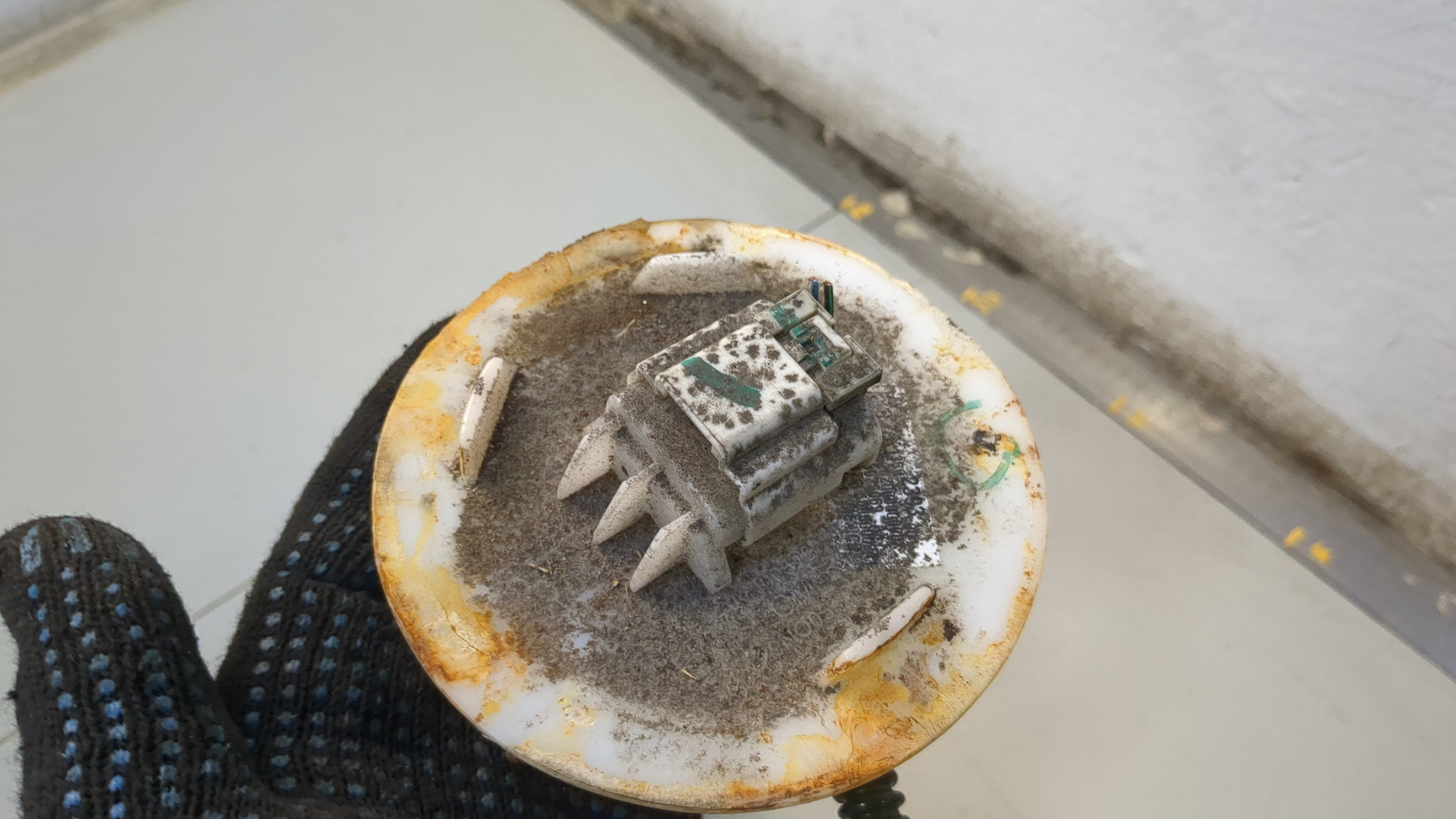 Датчик уровня топлива