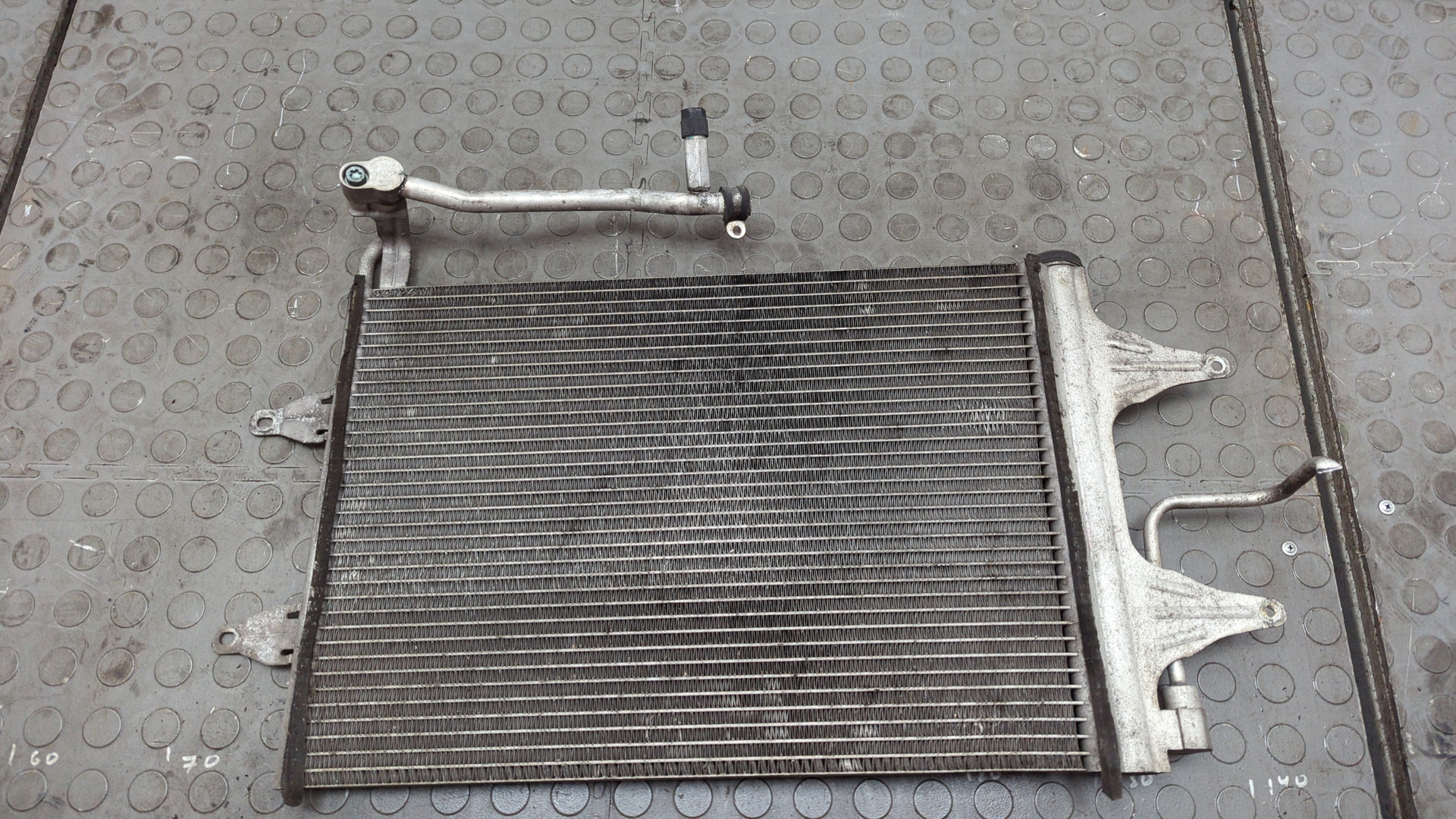 Радиатор кондиционера / конденсер