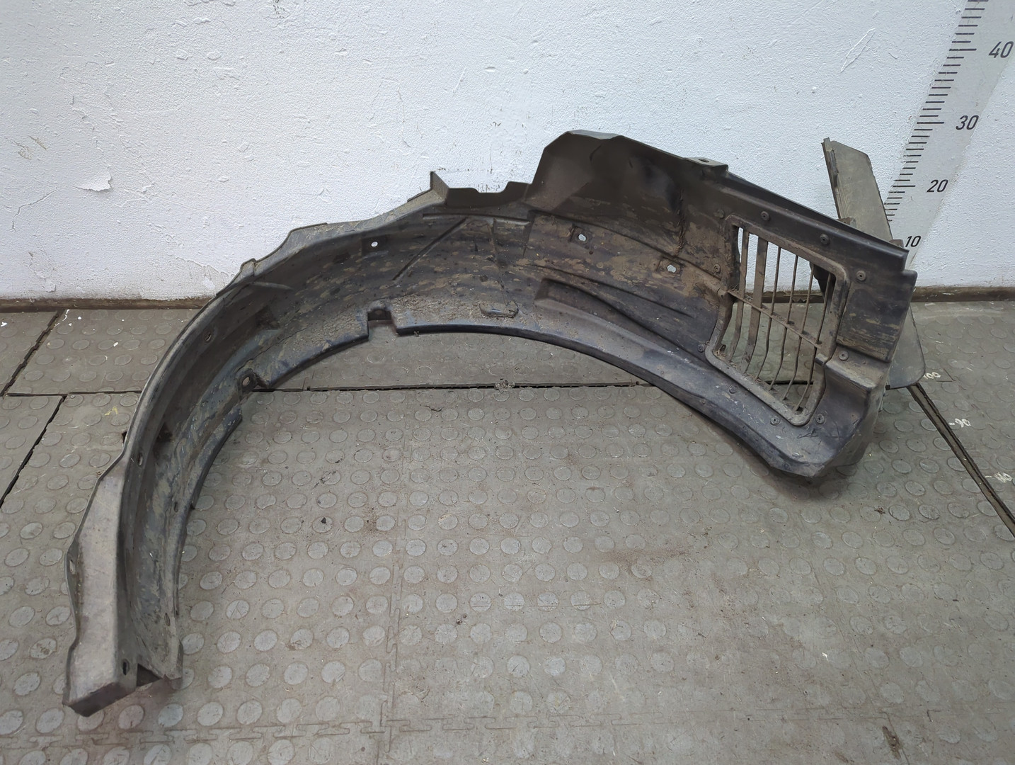 Локер передний левый