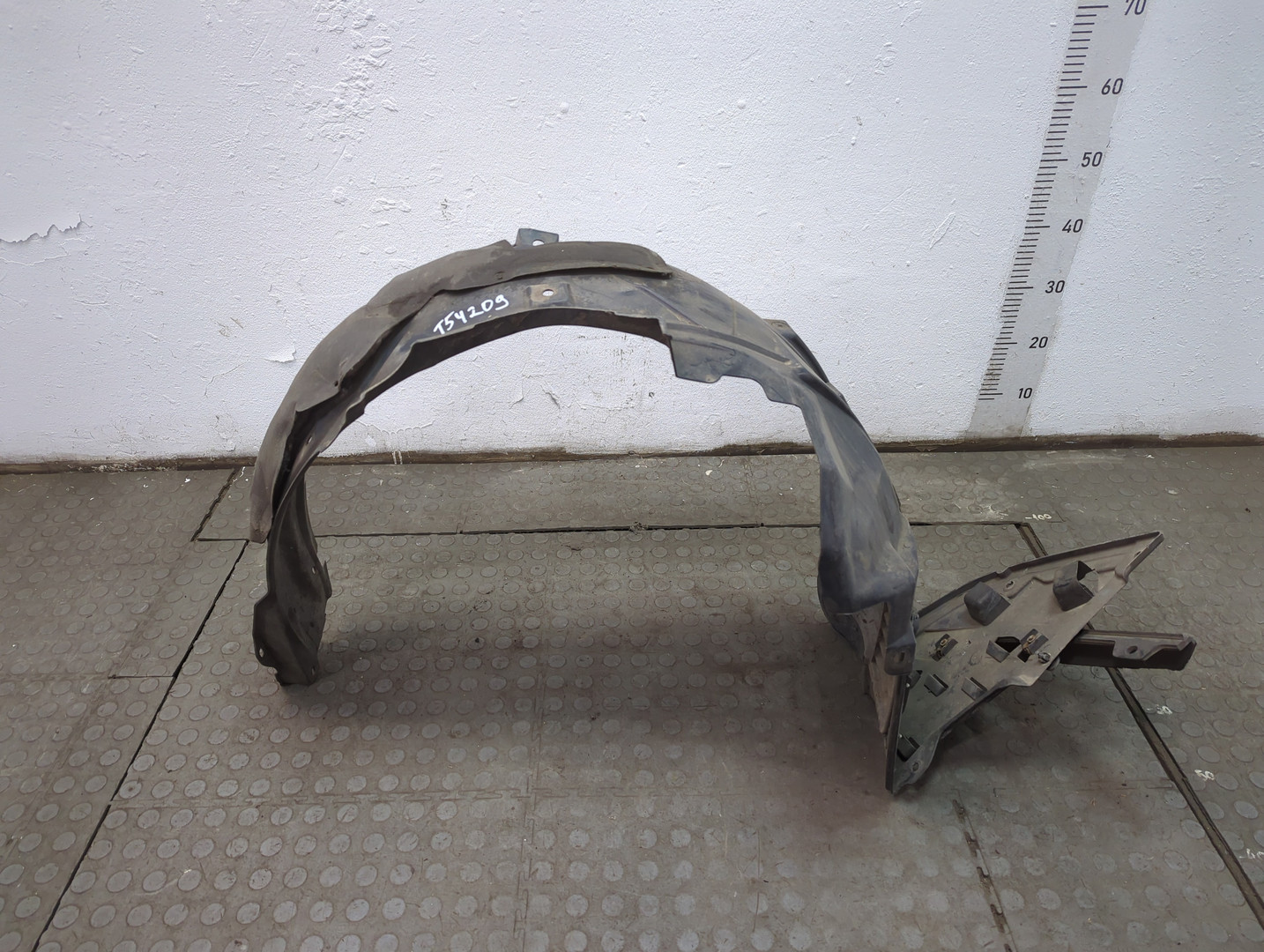 Локер передний левый