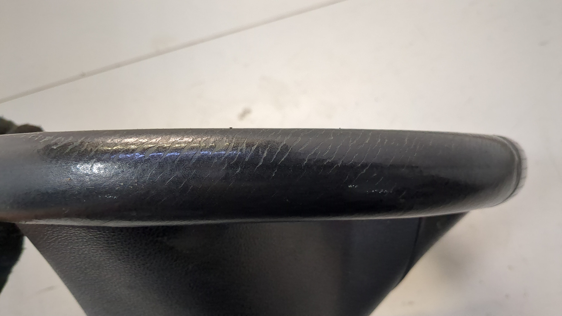 Рулевое колесо (руль)