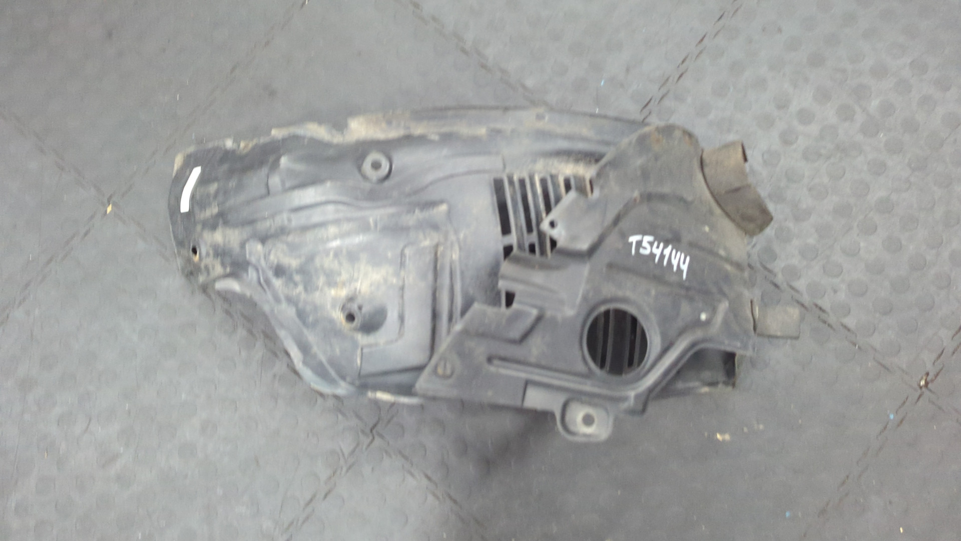 Локер передний правый