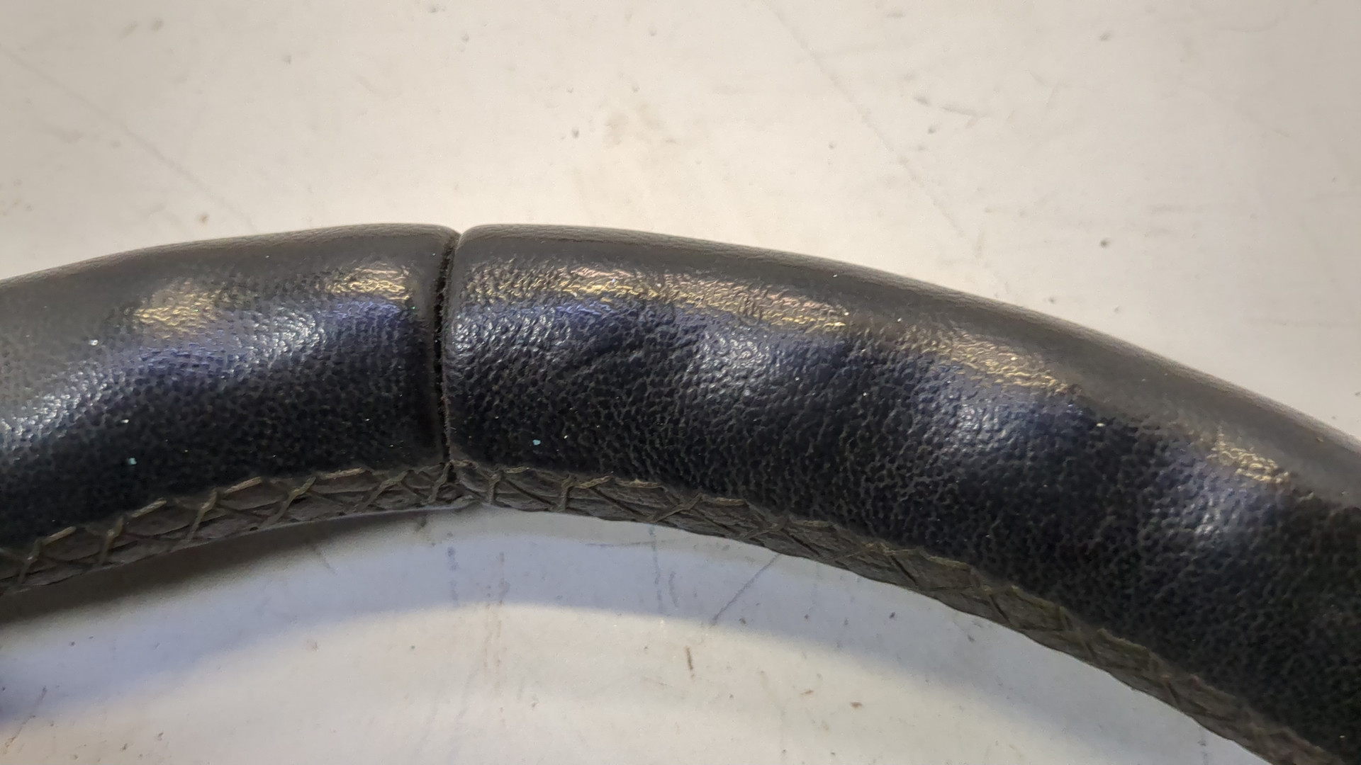 Рулевое колесо (руль)