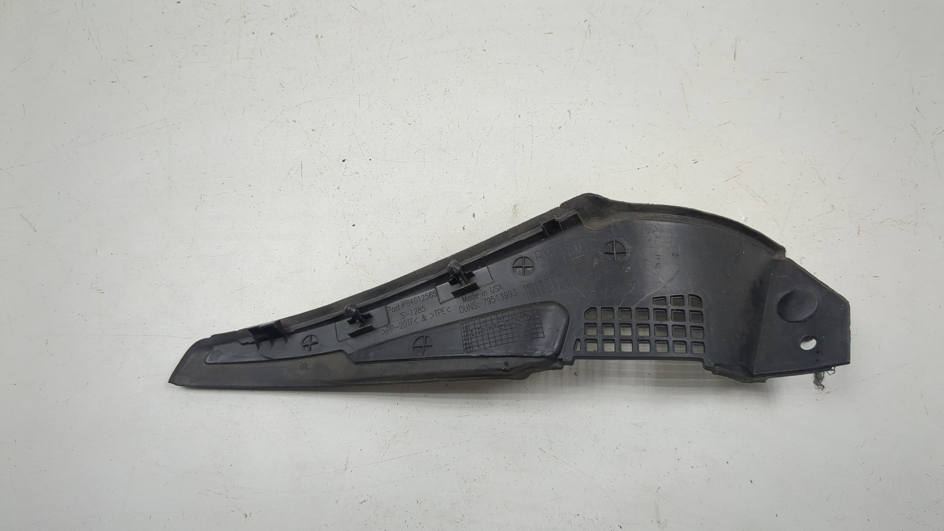 Решетка стеклоочистителей (Жабо)