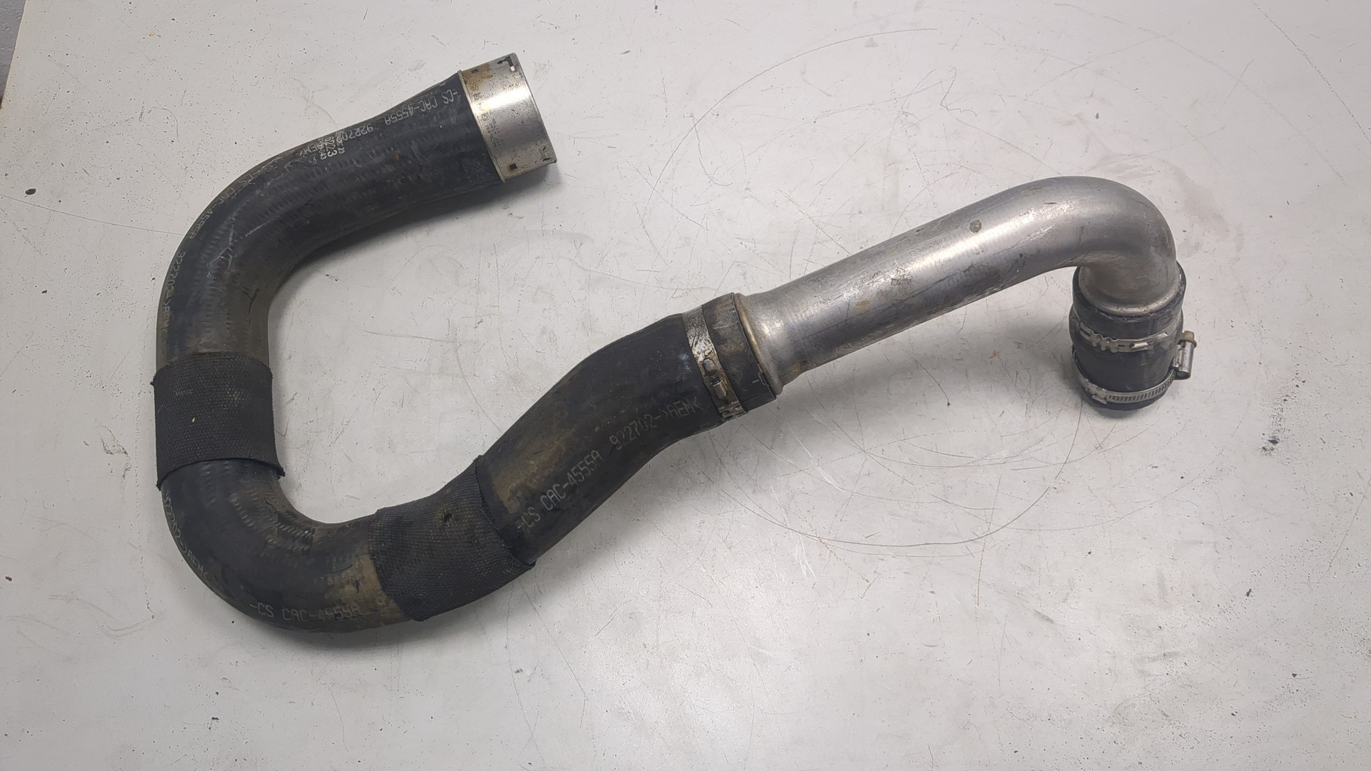 Патрубок интеркулера