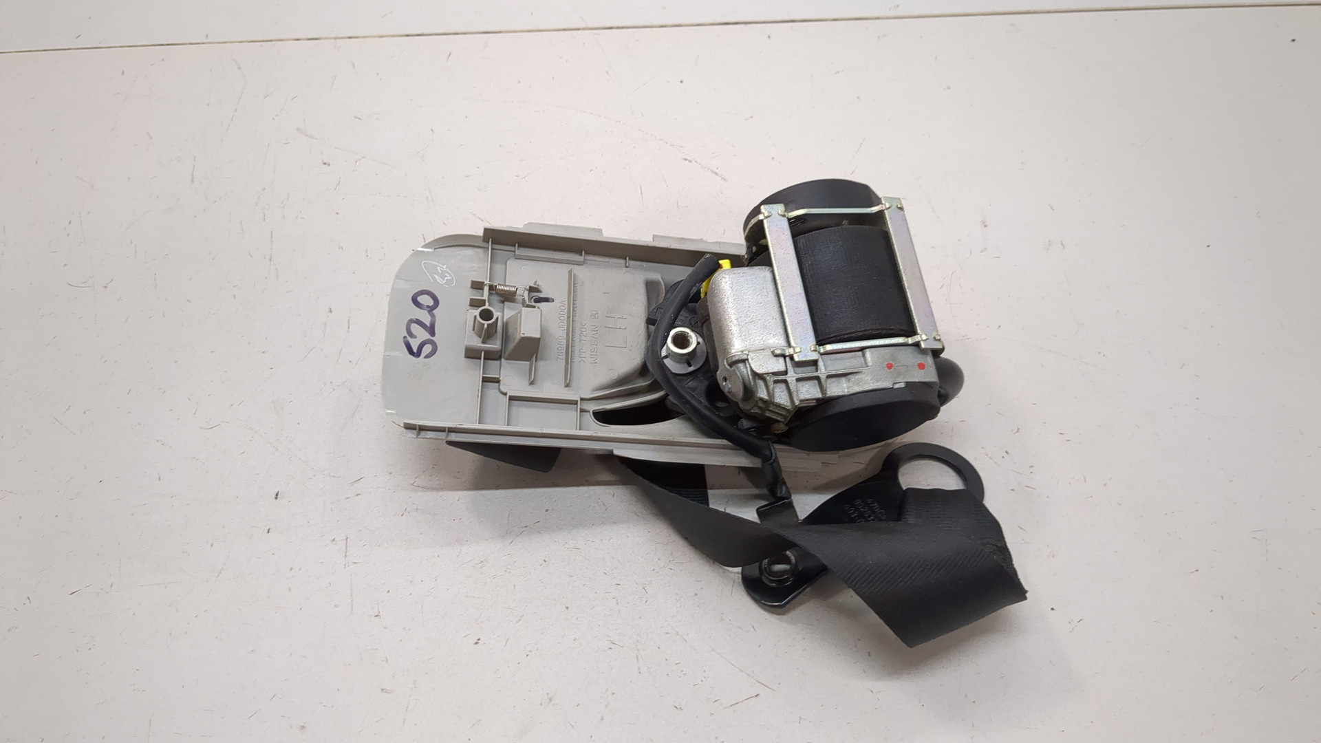 Ремень безопасности