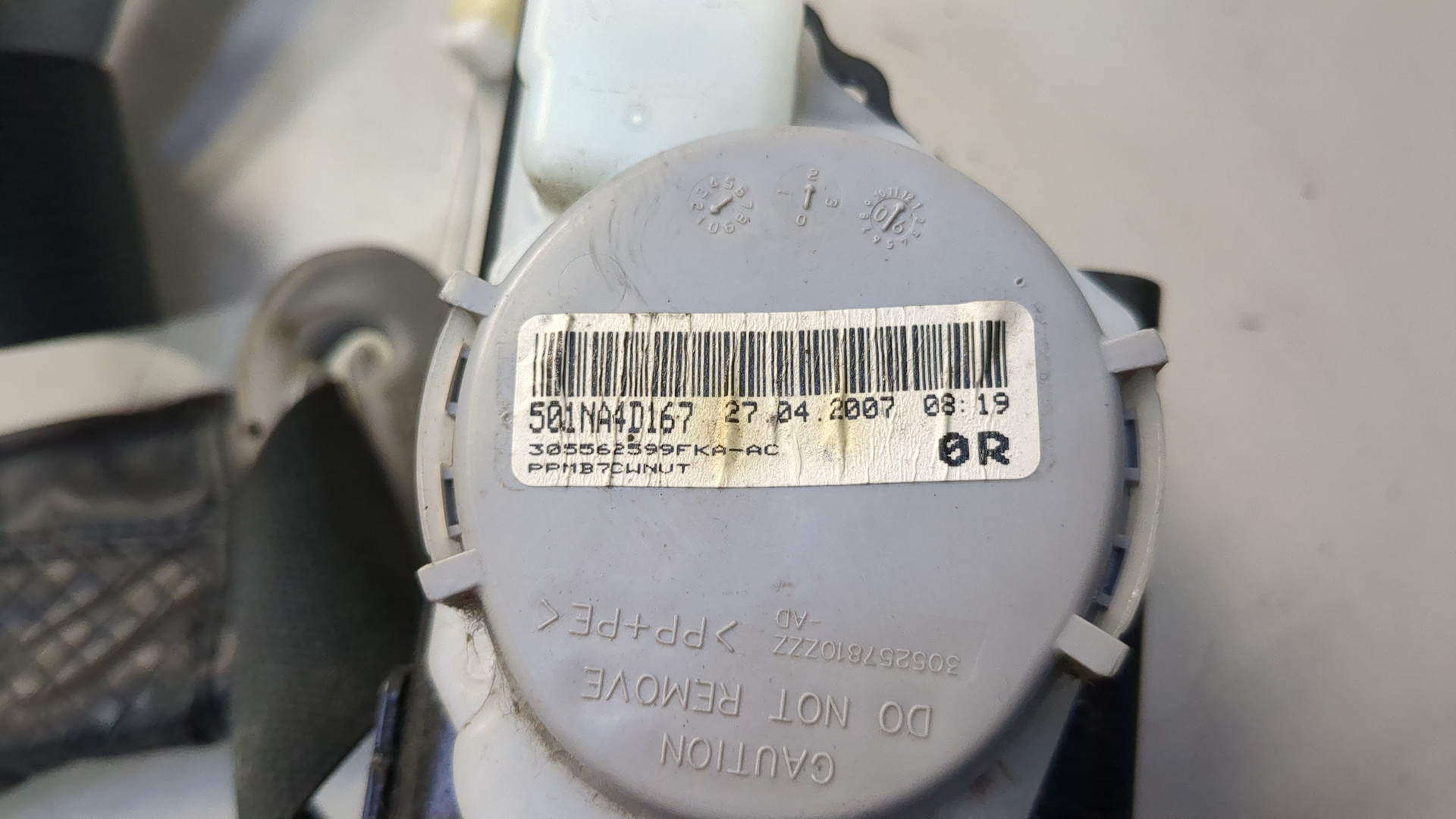 Ремень безопасности