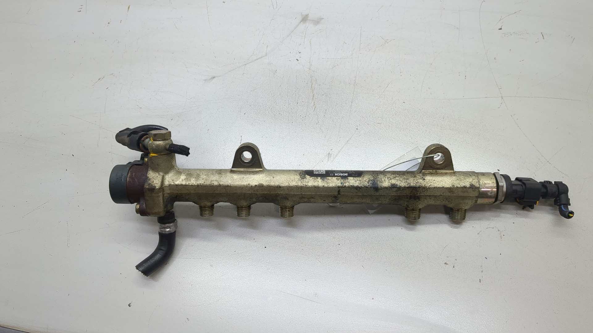 Рейка топливная (рампа)