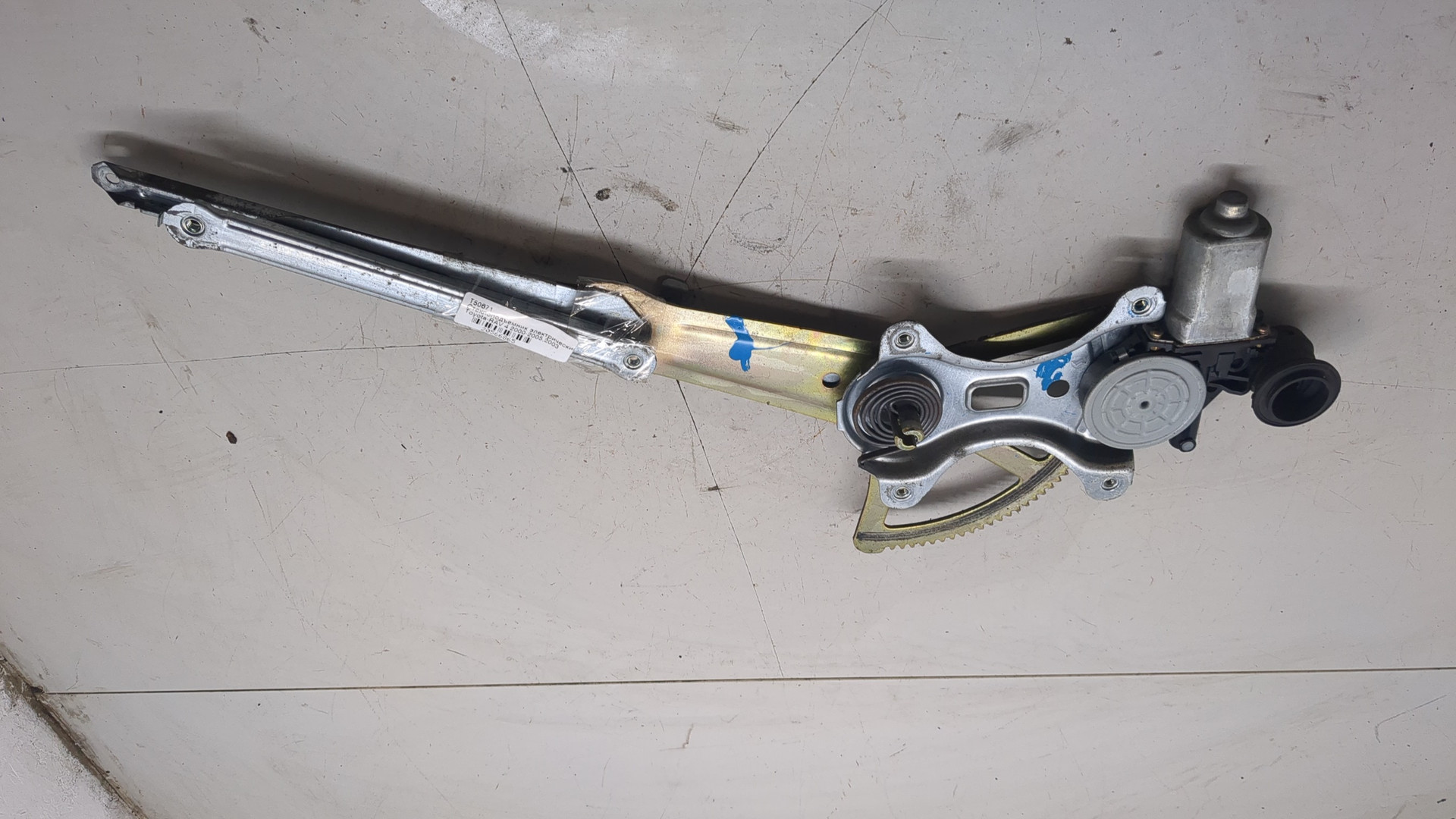 Стеклоподъемник электр. передний левый